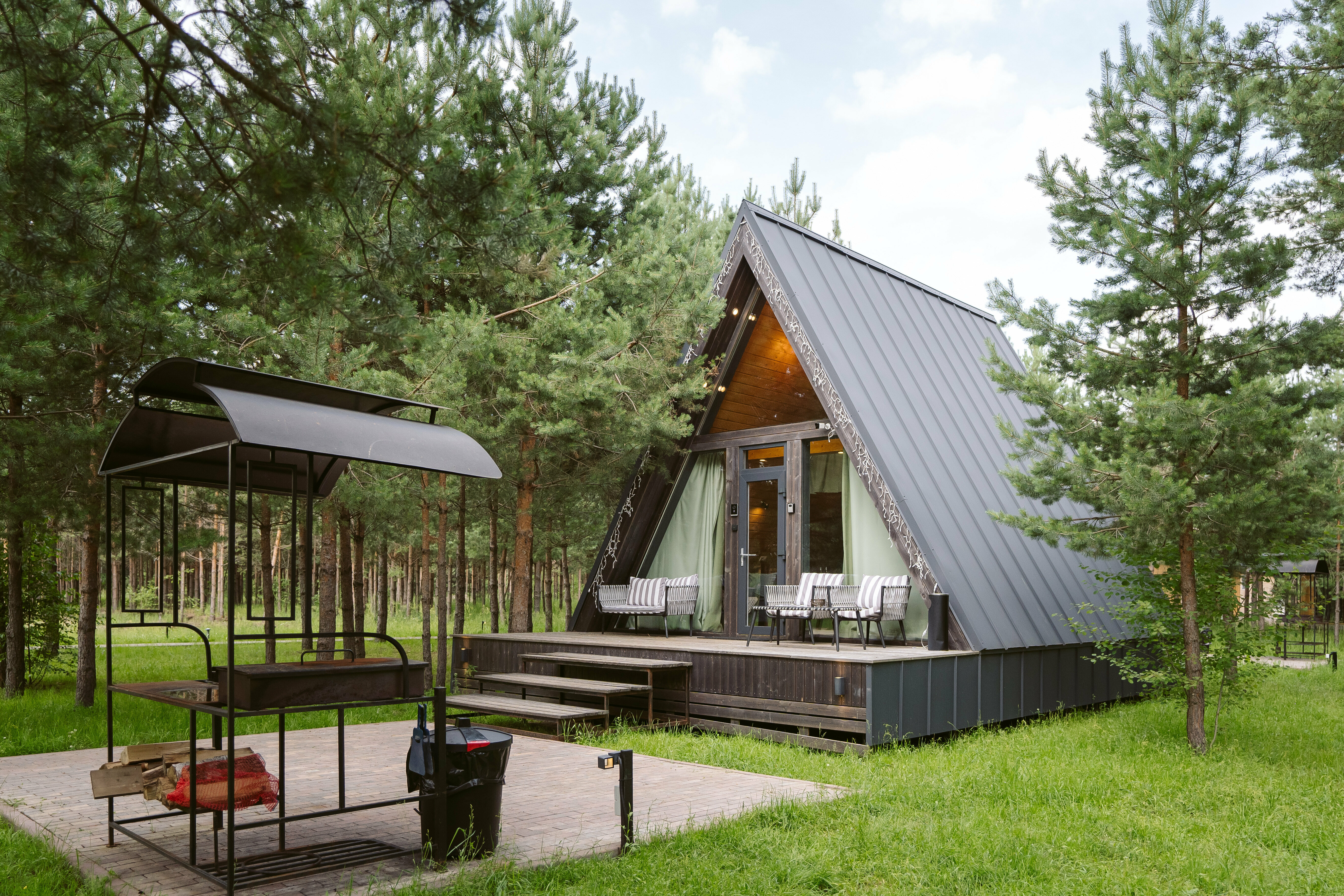 Коттедж с видом на лес