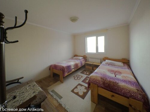 Номер стандарт с 2 односпальными кроватями #102 (общие удобства) в Алаколь