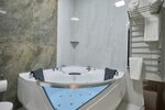 Номер люкс с 1 двуспальной кроватью в East Star Hotel