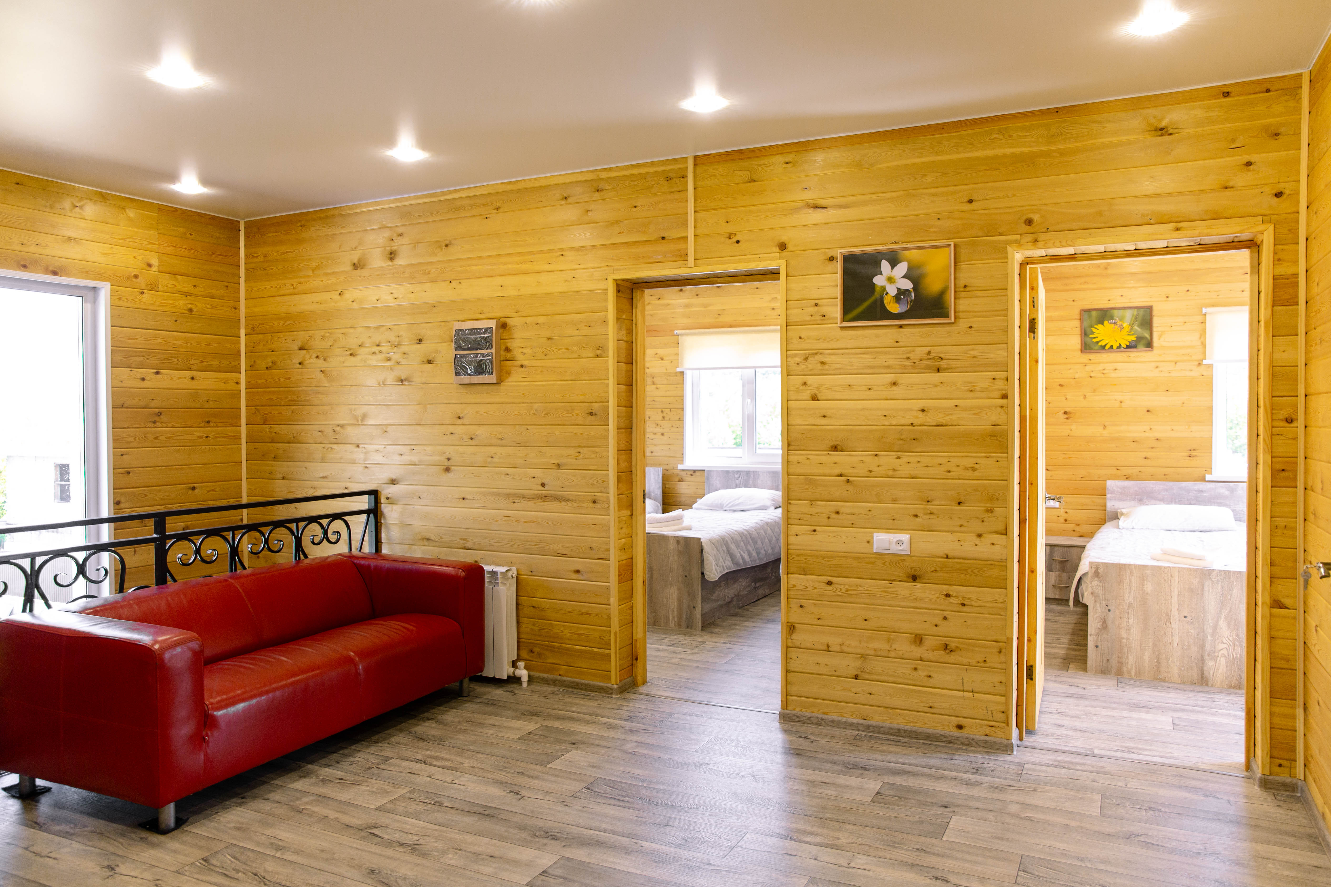 Коттедж 2 этажный с  6 спальнями