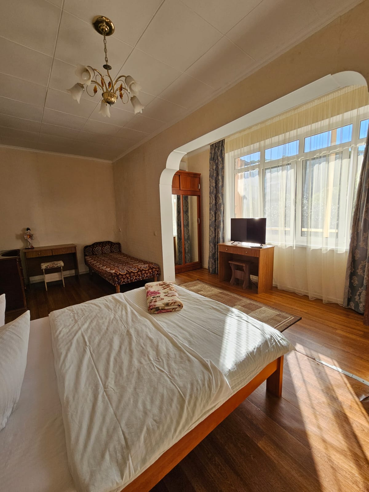 Двухкомнатный пятиместный номер Комфорт