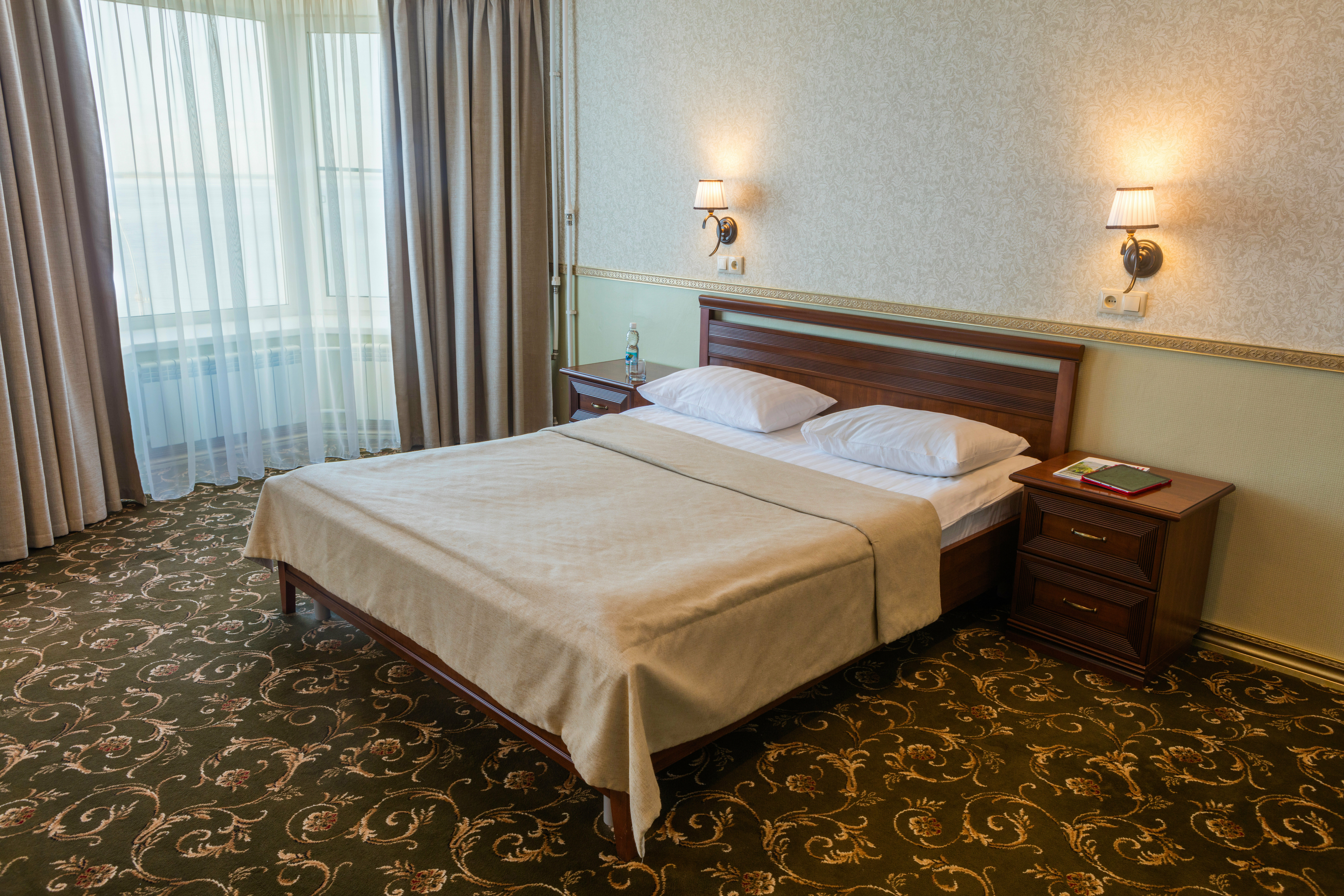 Джуниор Сюит