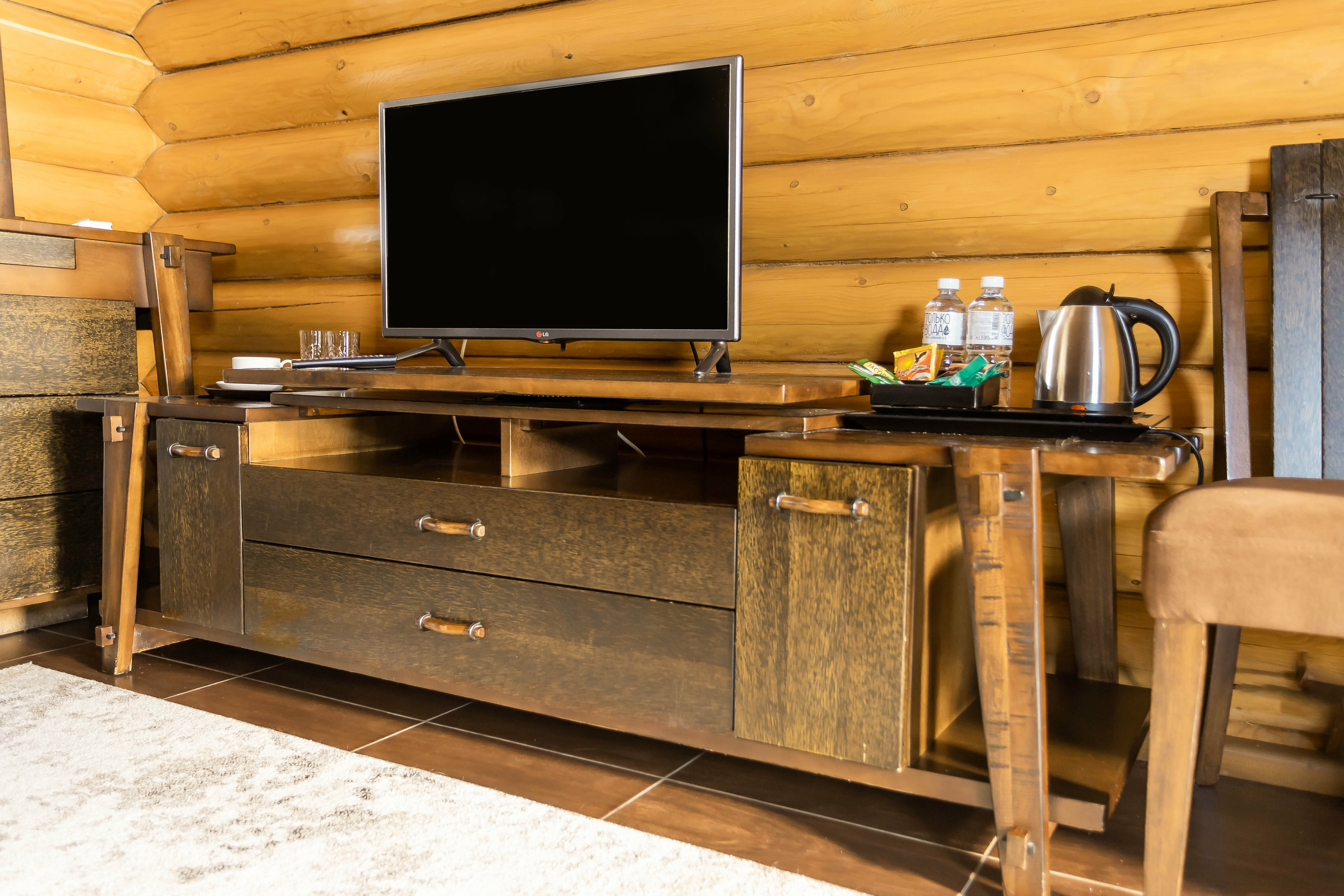 Номер в коттедже с двуспальной кроватью King Size