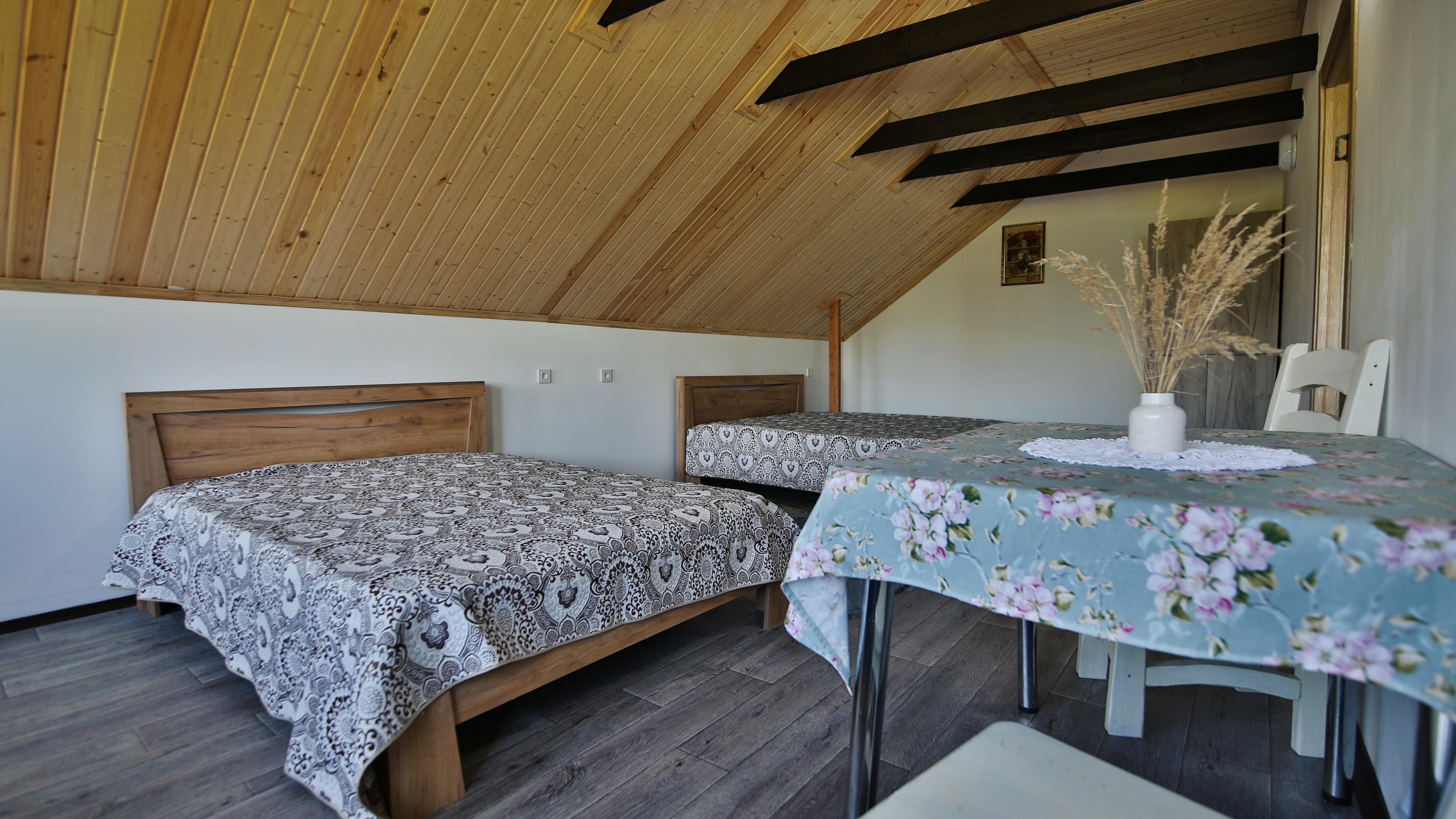 Двухместный номер с 2 двуспальными кроватями