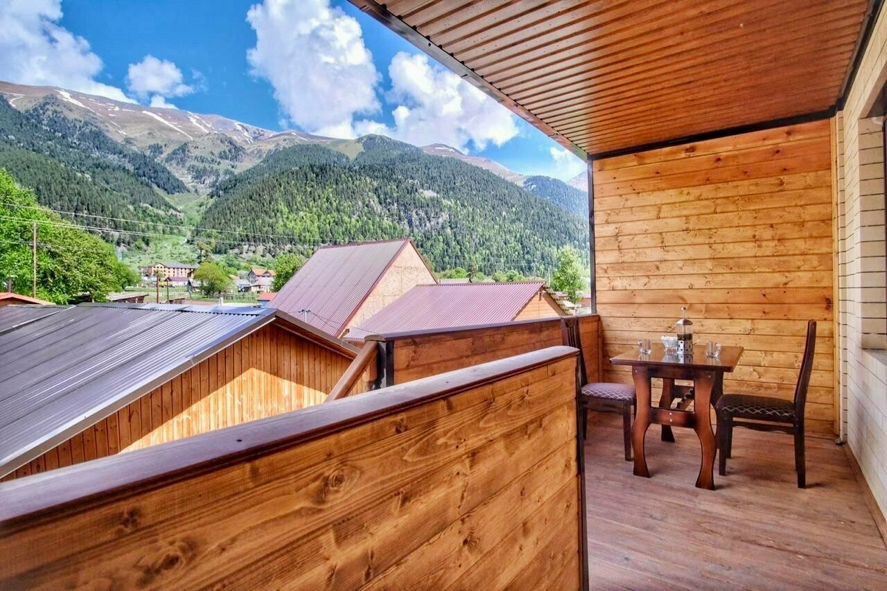 Дом с видом на горы