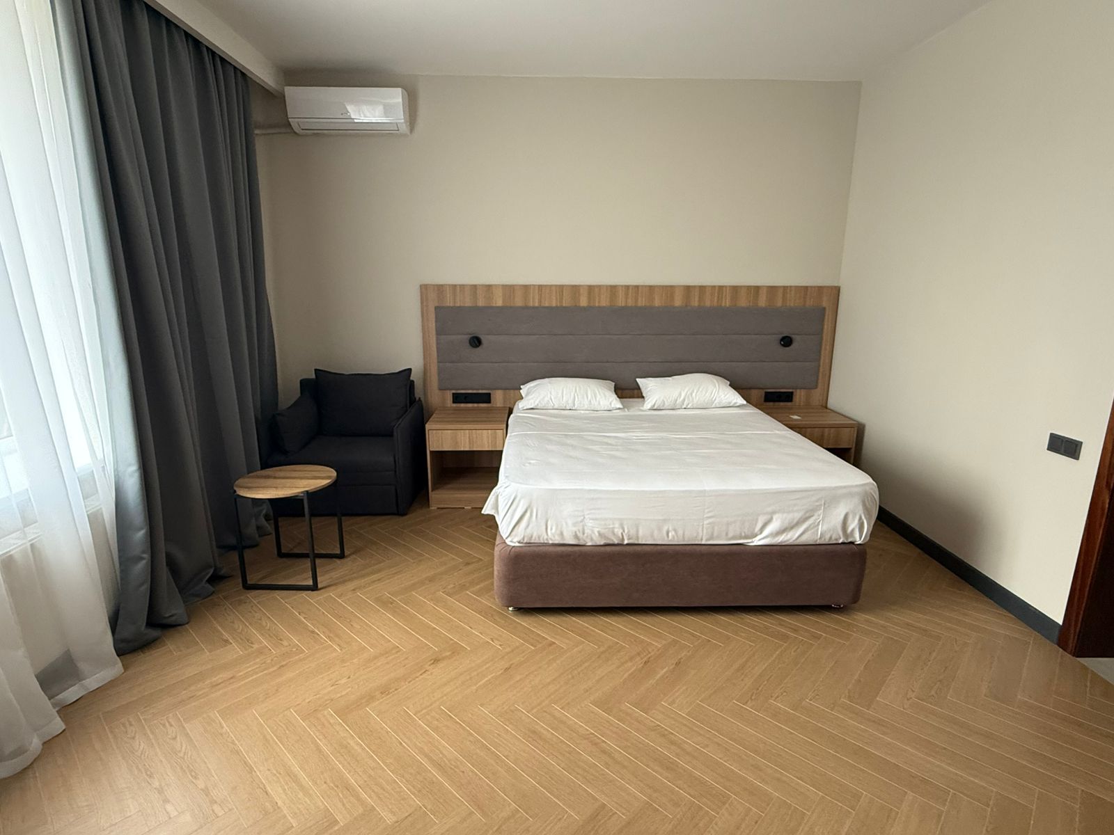 Стандарт улучшенный с кроватью King-size и раскладным креслом