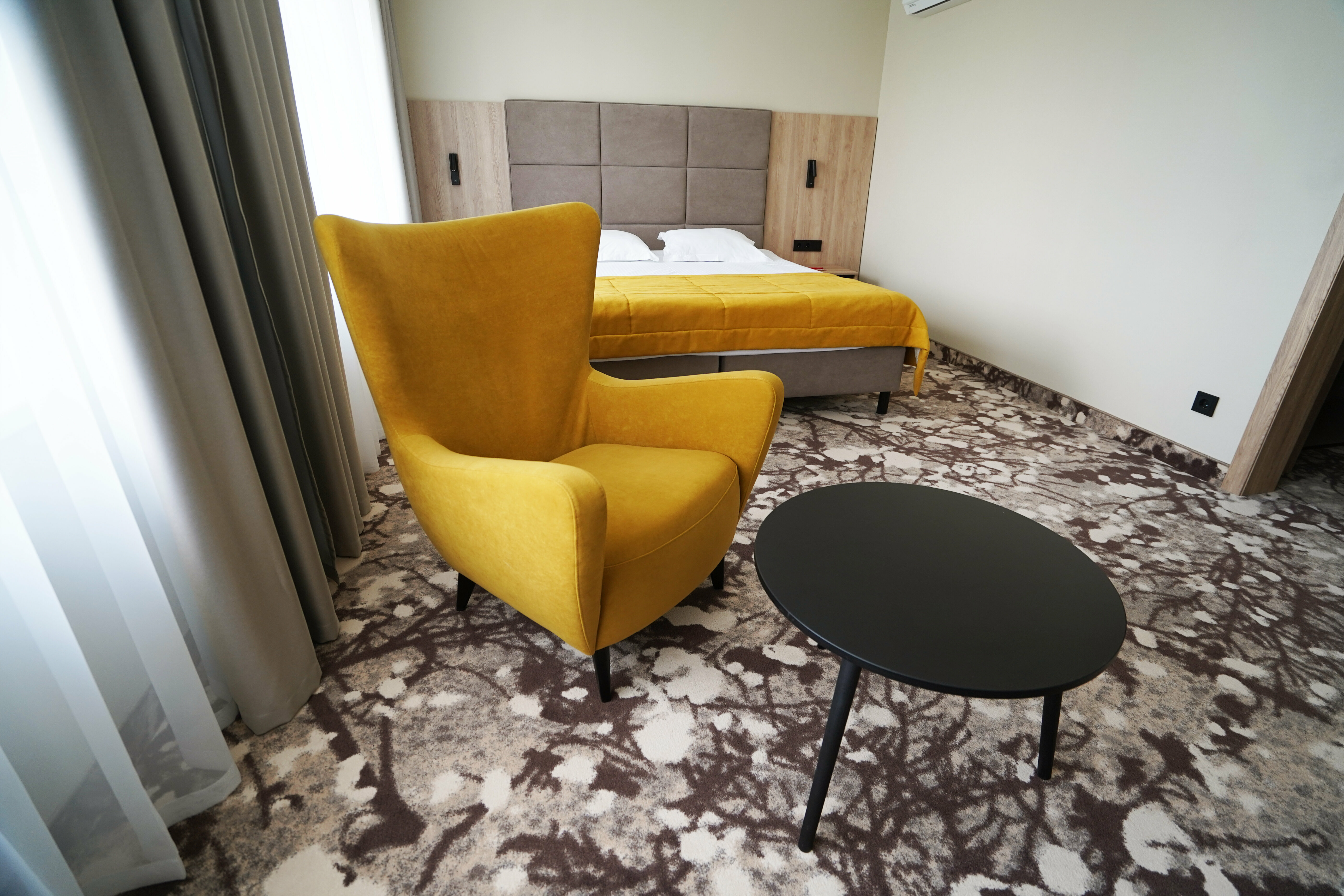 Делюкс (Deluxe)