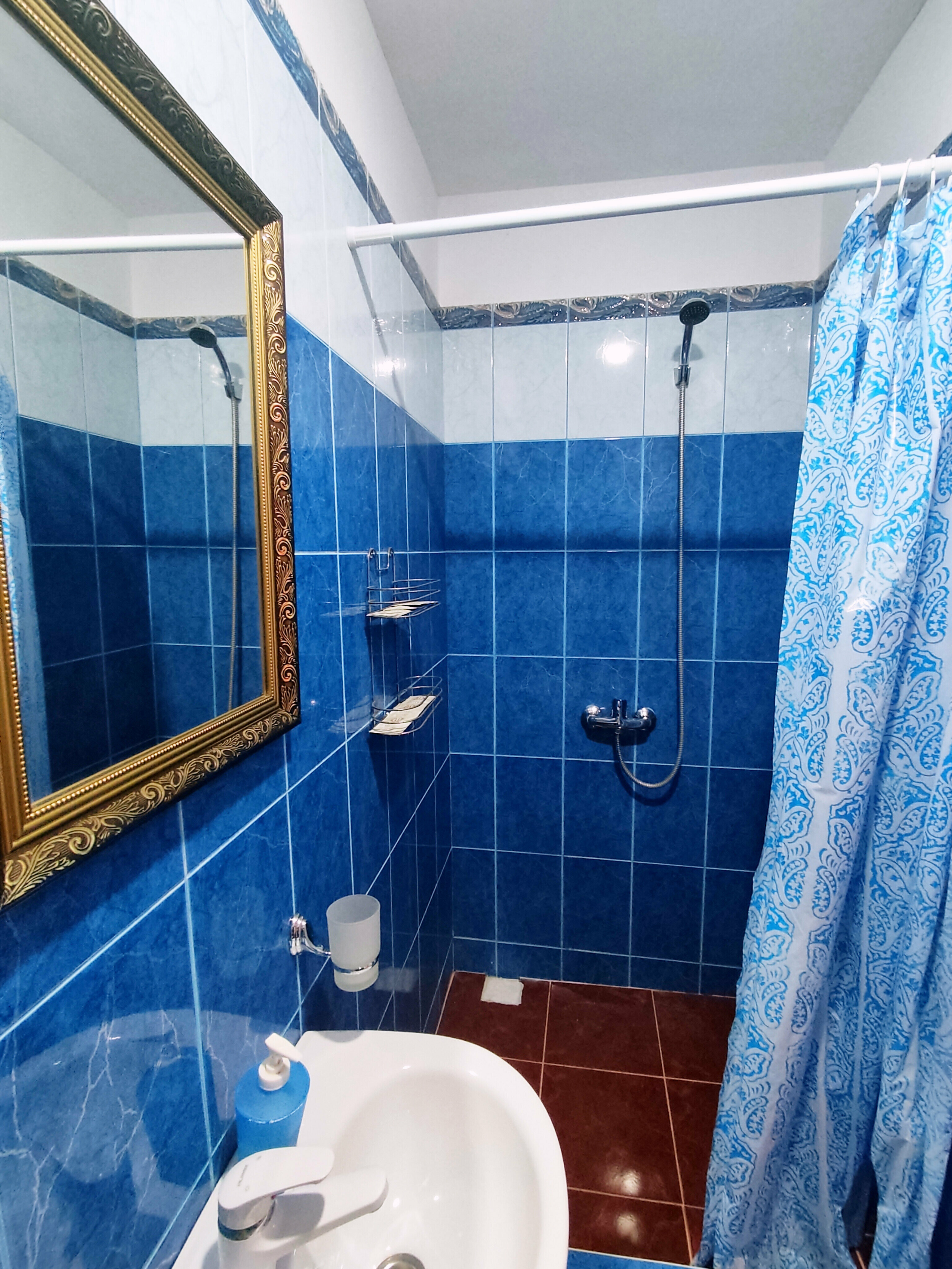 Трёхместный номер люкс "Лето"