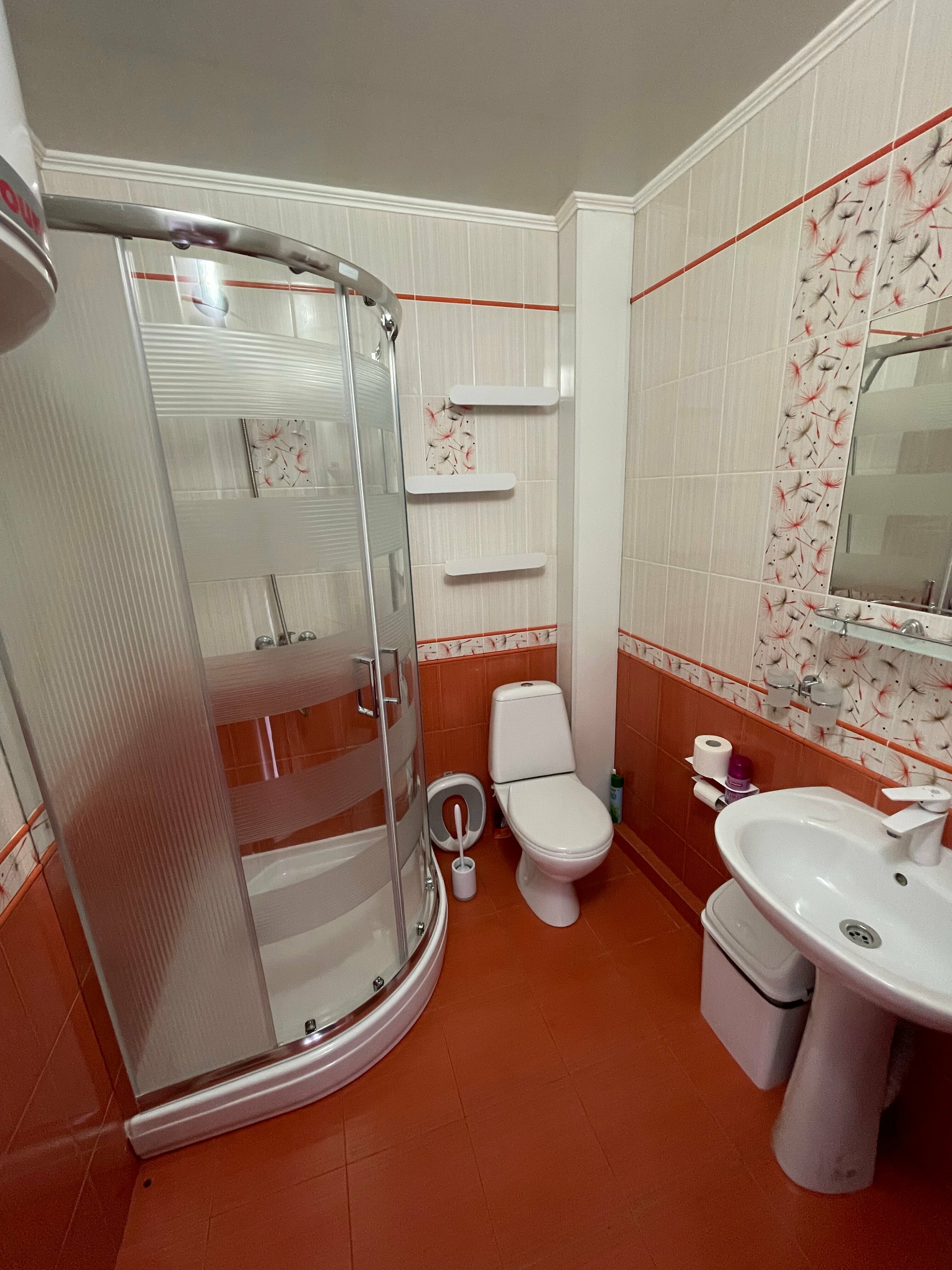 Трехместный номер с балконом