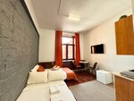 Комфорт для Пятерых в Metro Apartments