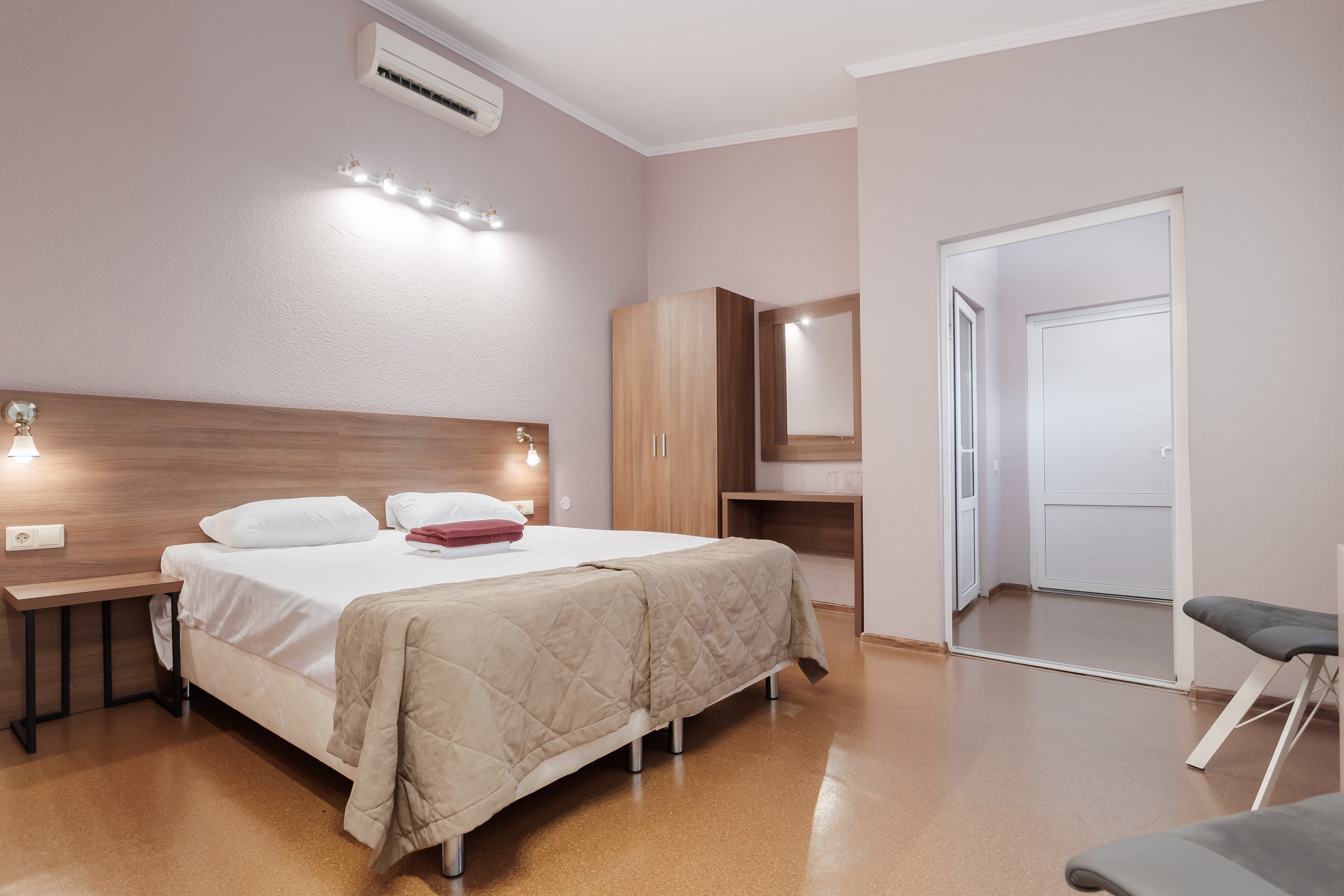 Стандартный номер у бассейна  (Корпус № 3-СПА)