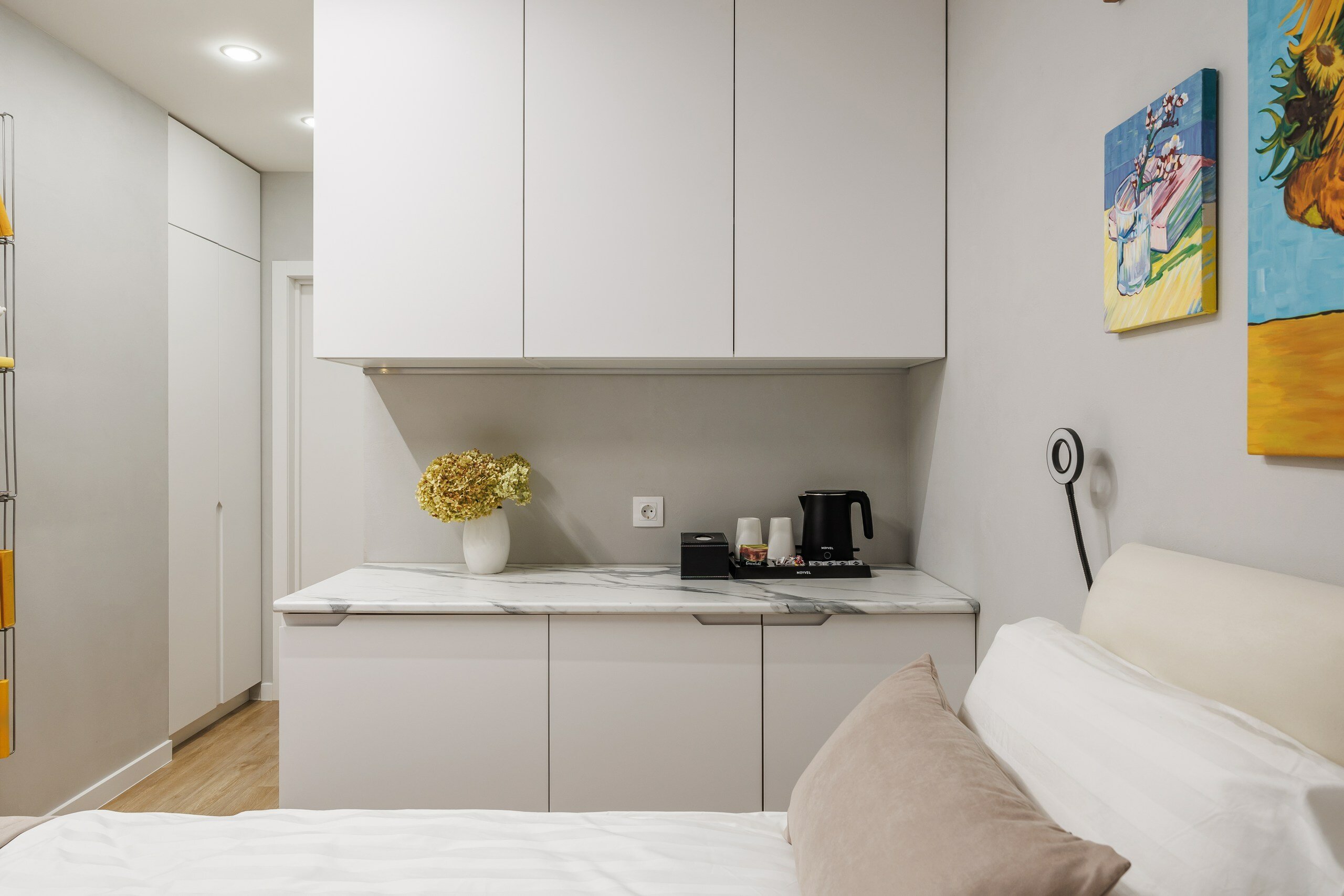 Двухместный номер  "Ван Гог" с видом на Казанский собор