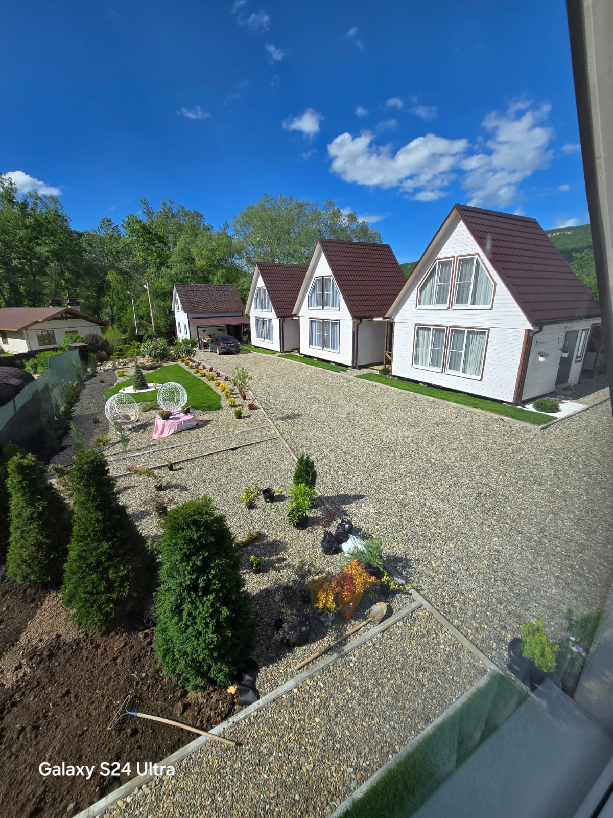 Семейный номер с видом на горы