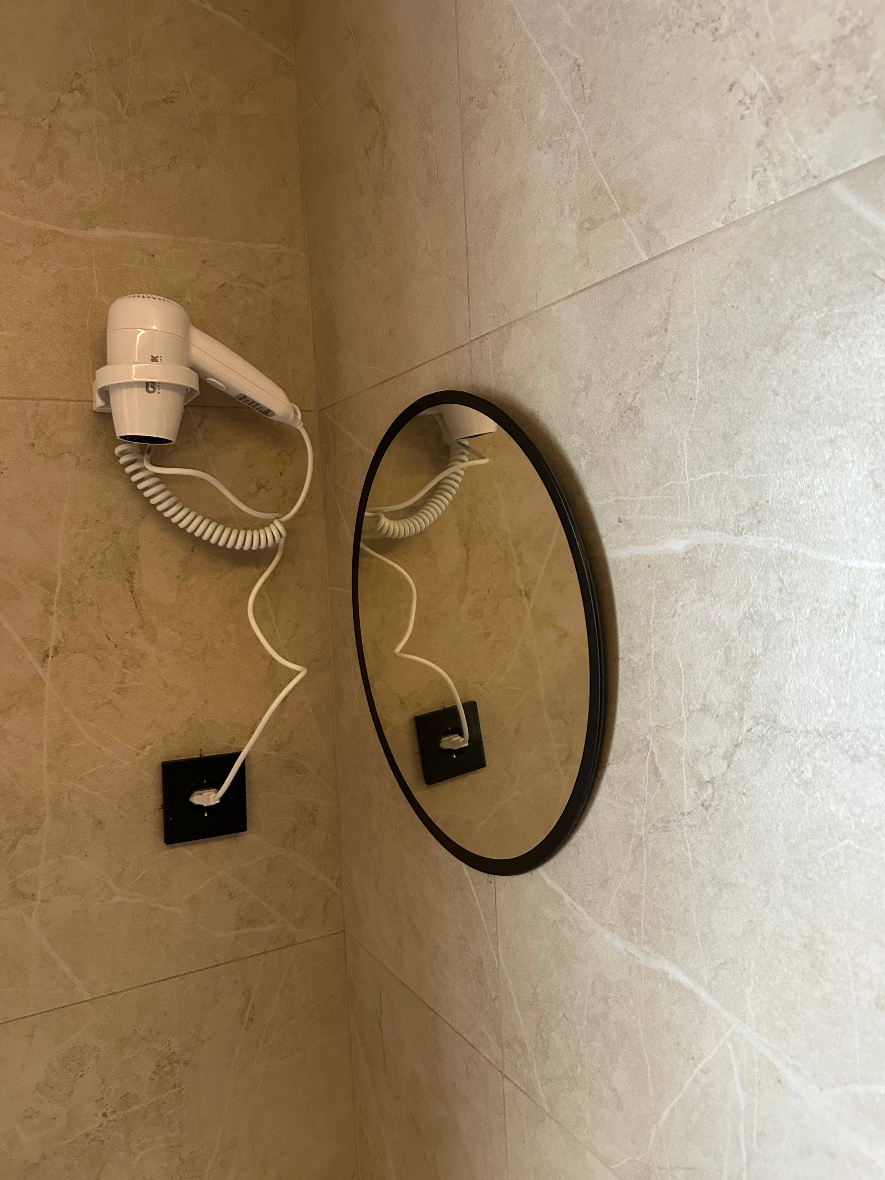 Трехместный номер с видом на горы