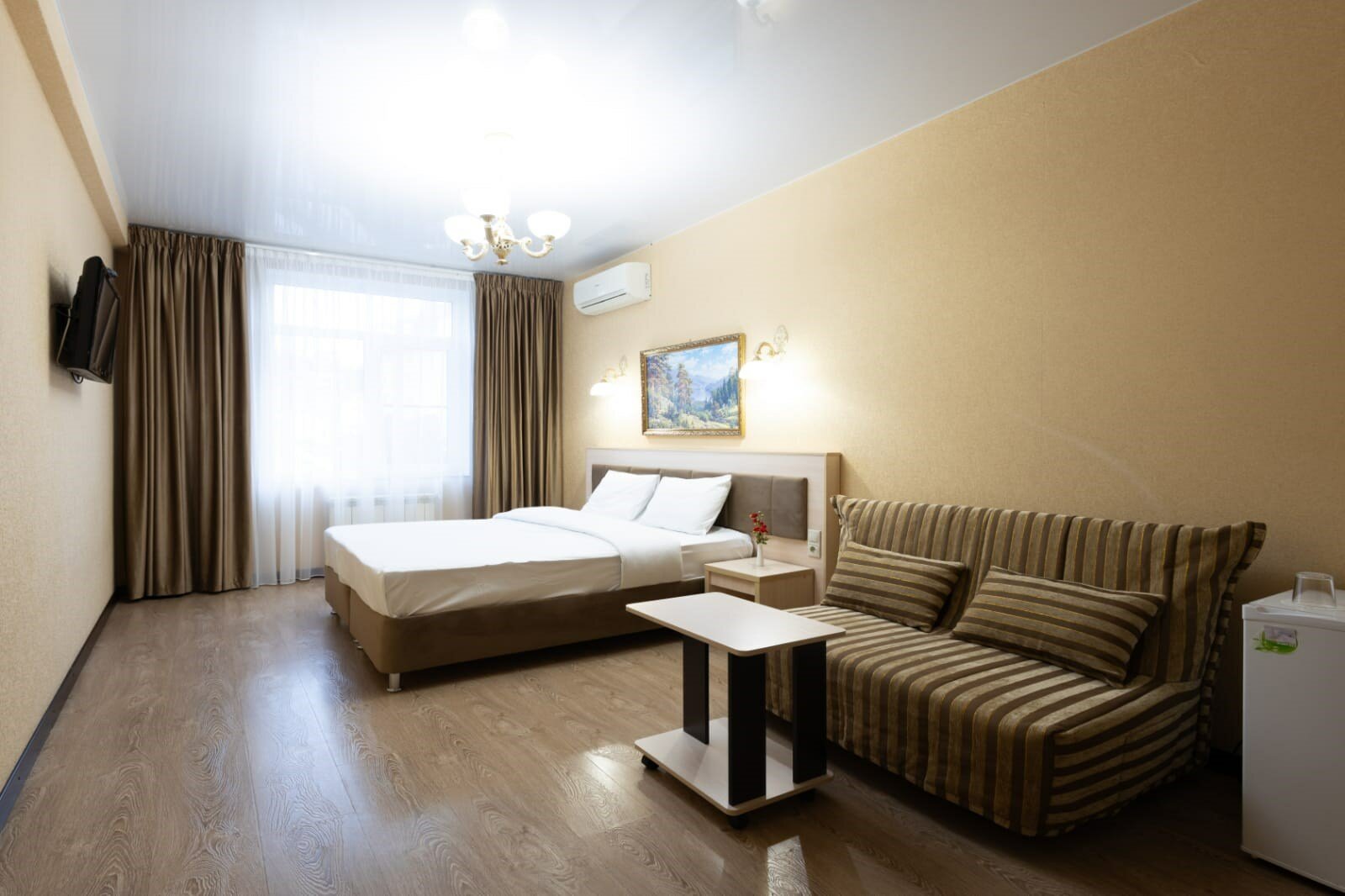 Семейный без балкона