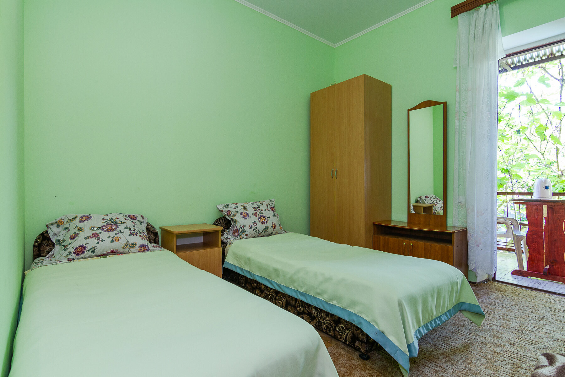 Двухместный номер с 2 отдельными кроватями и балконом