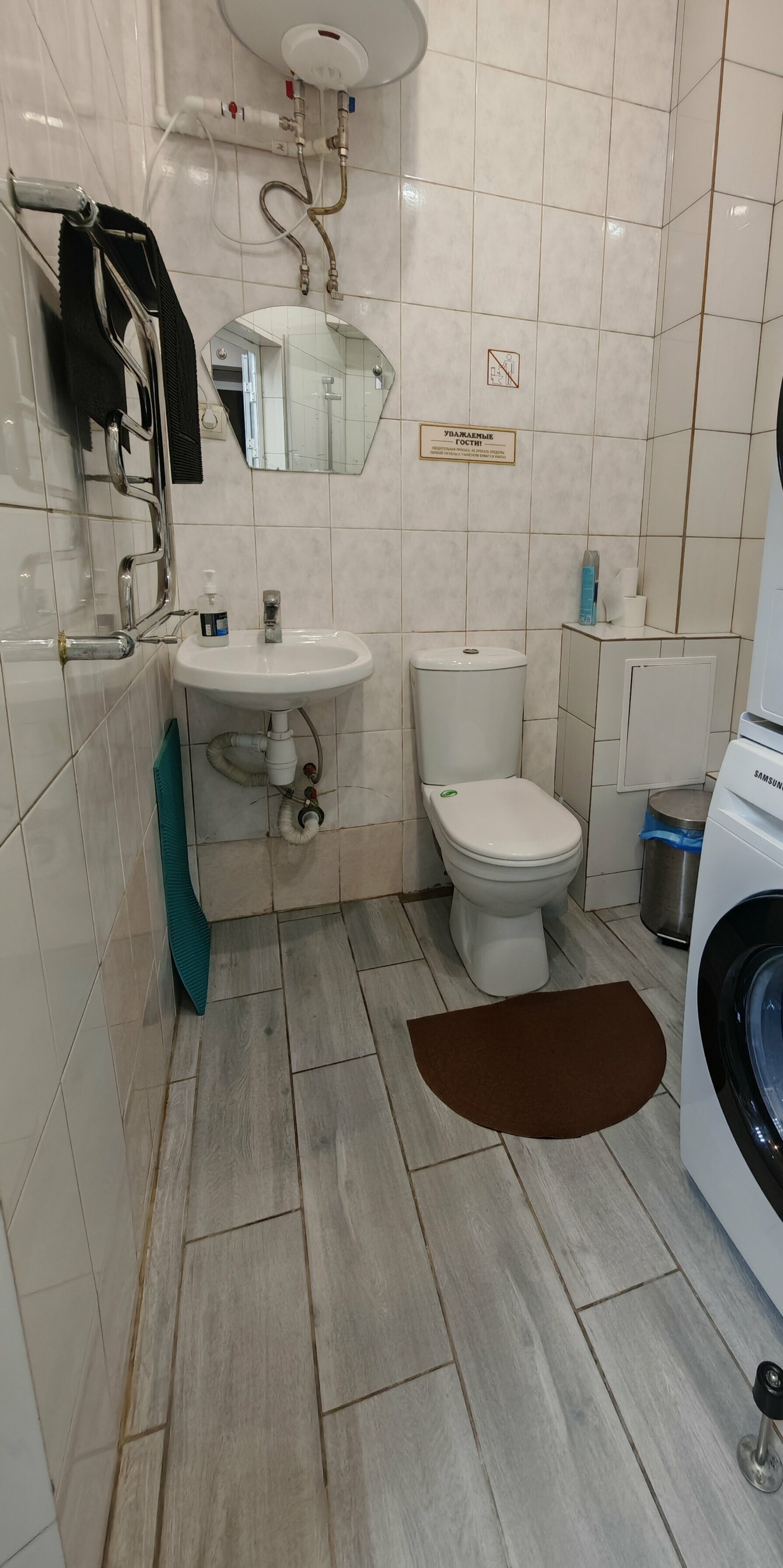 Бюджетный 1х местный номер с односпальной кроватью (общей ванной комнатой)