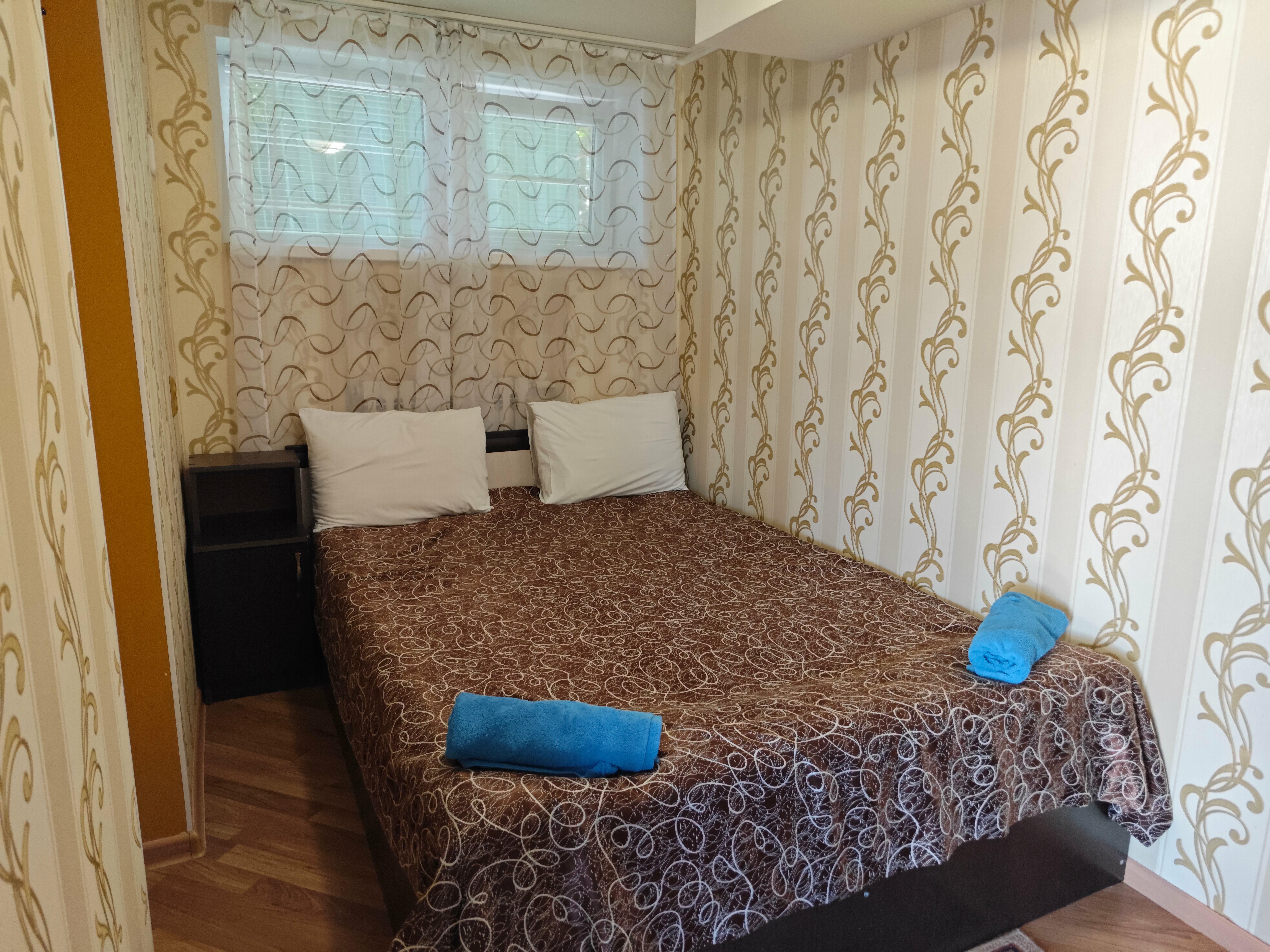 Двухместный номер с 1 кроватью и общей ванной комнатой