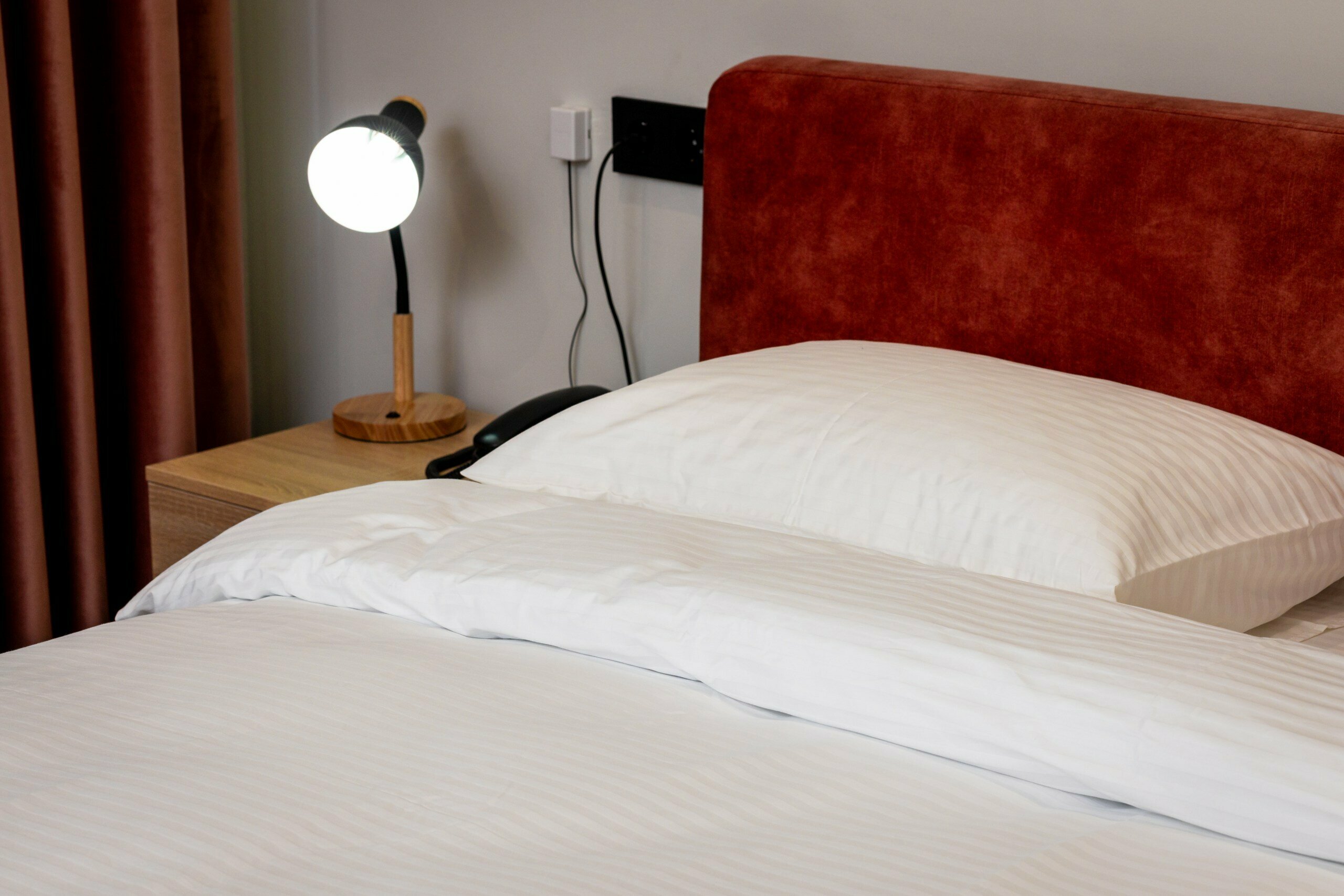 Улучшенный номер с кроватью размера «king-size»