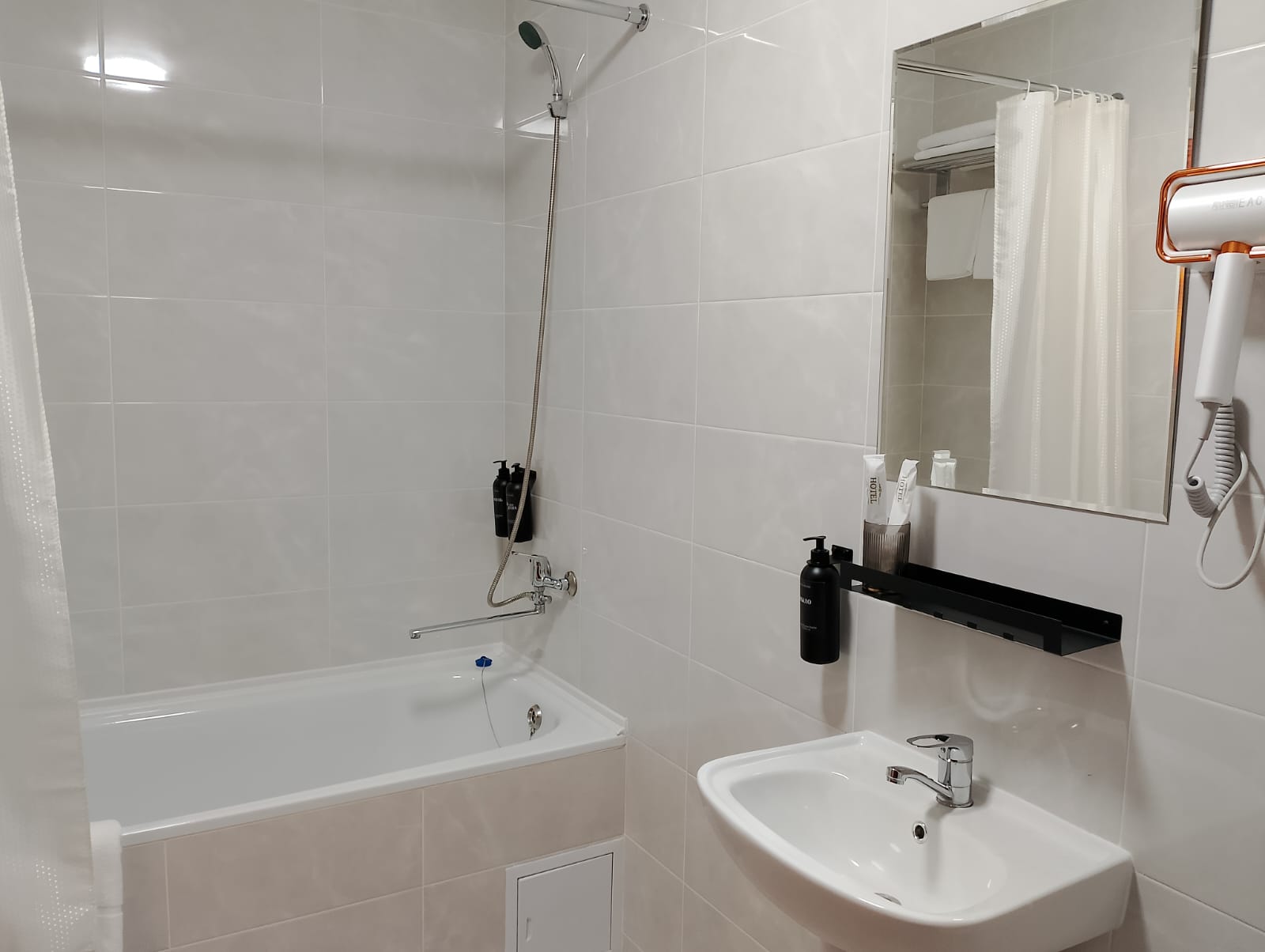 Большой двухместный номер с 1 кроватью