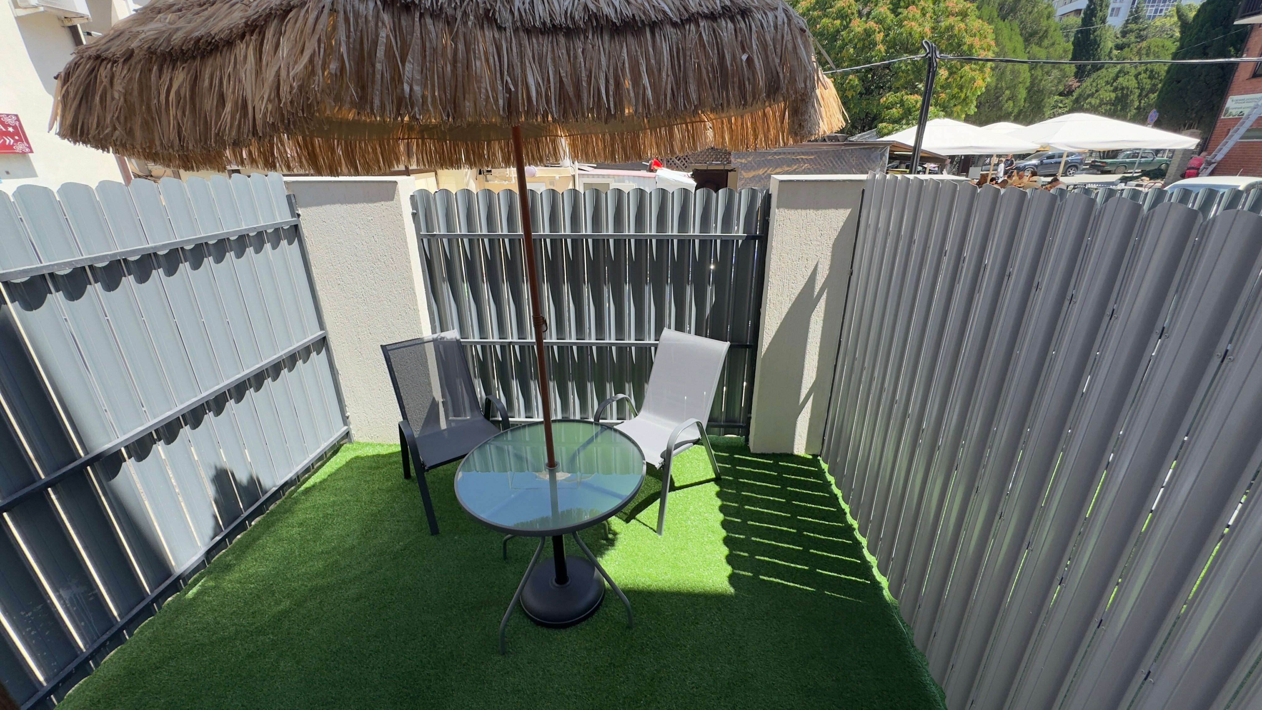 Комфорт с двориком( 2+2 дети)