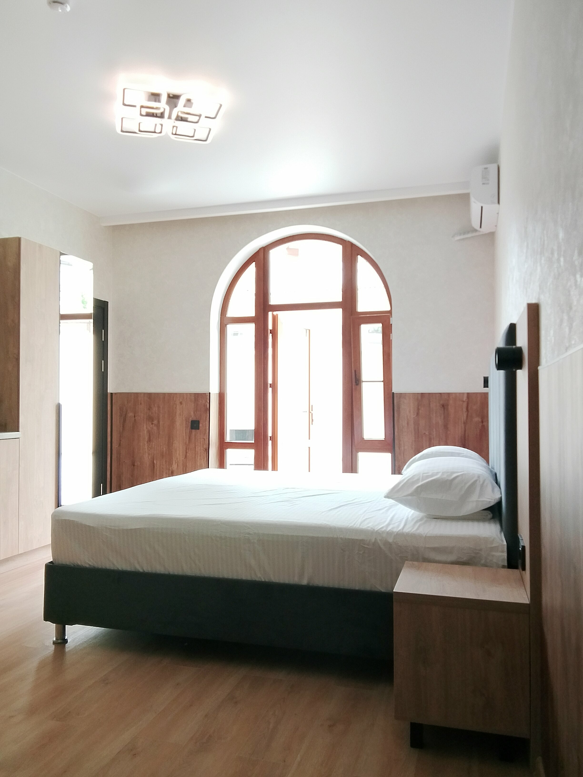 №109 Апартаменты с отдельным входом.