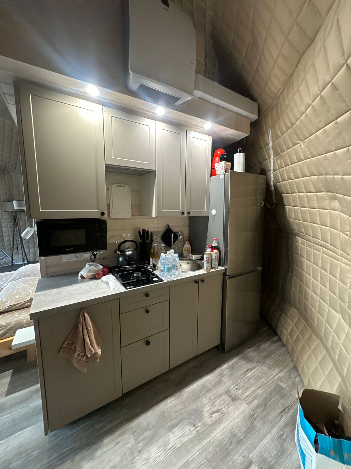 Купол 1 с видом на Ладожское озеро