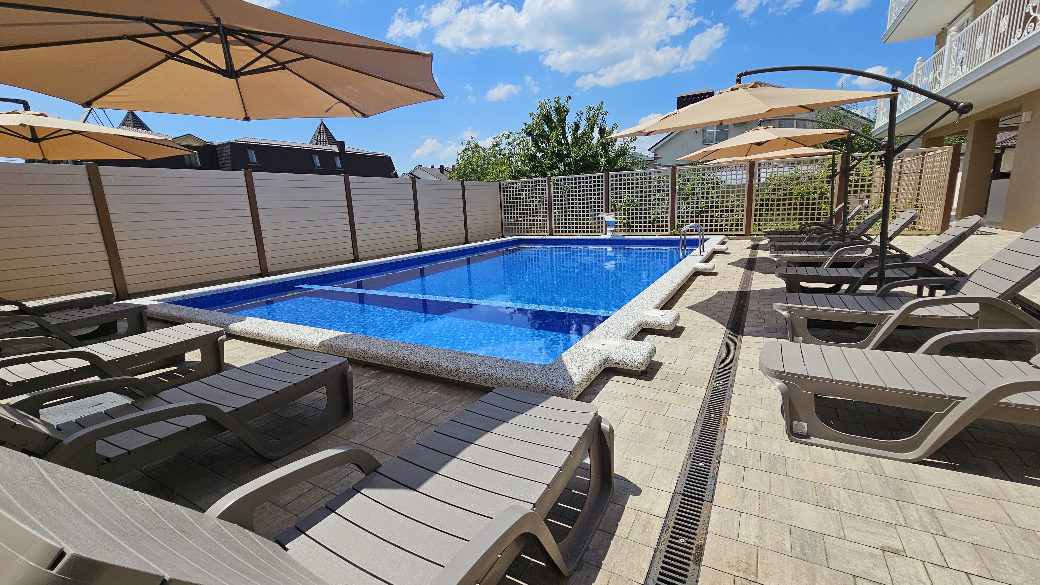 Большой двухместный номер с 1 кроватью