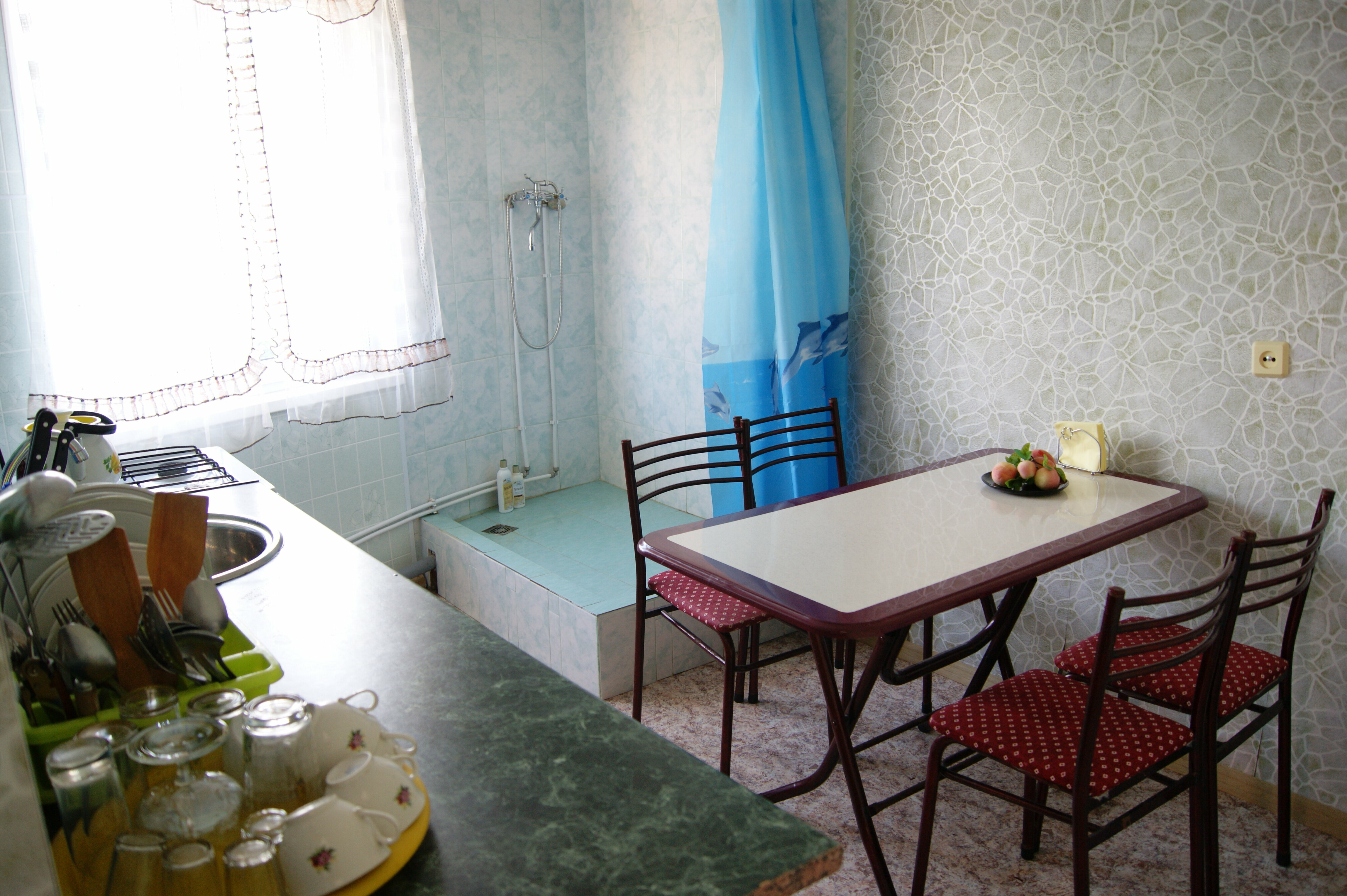 Пятиместный номер со своей кухней