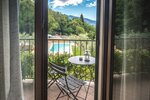 Семейный номер, вид на озеро (Edera) в B&b Al Sentiero