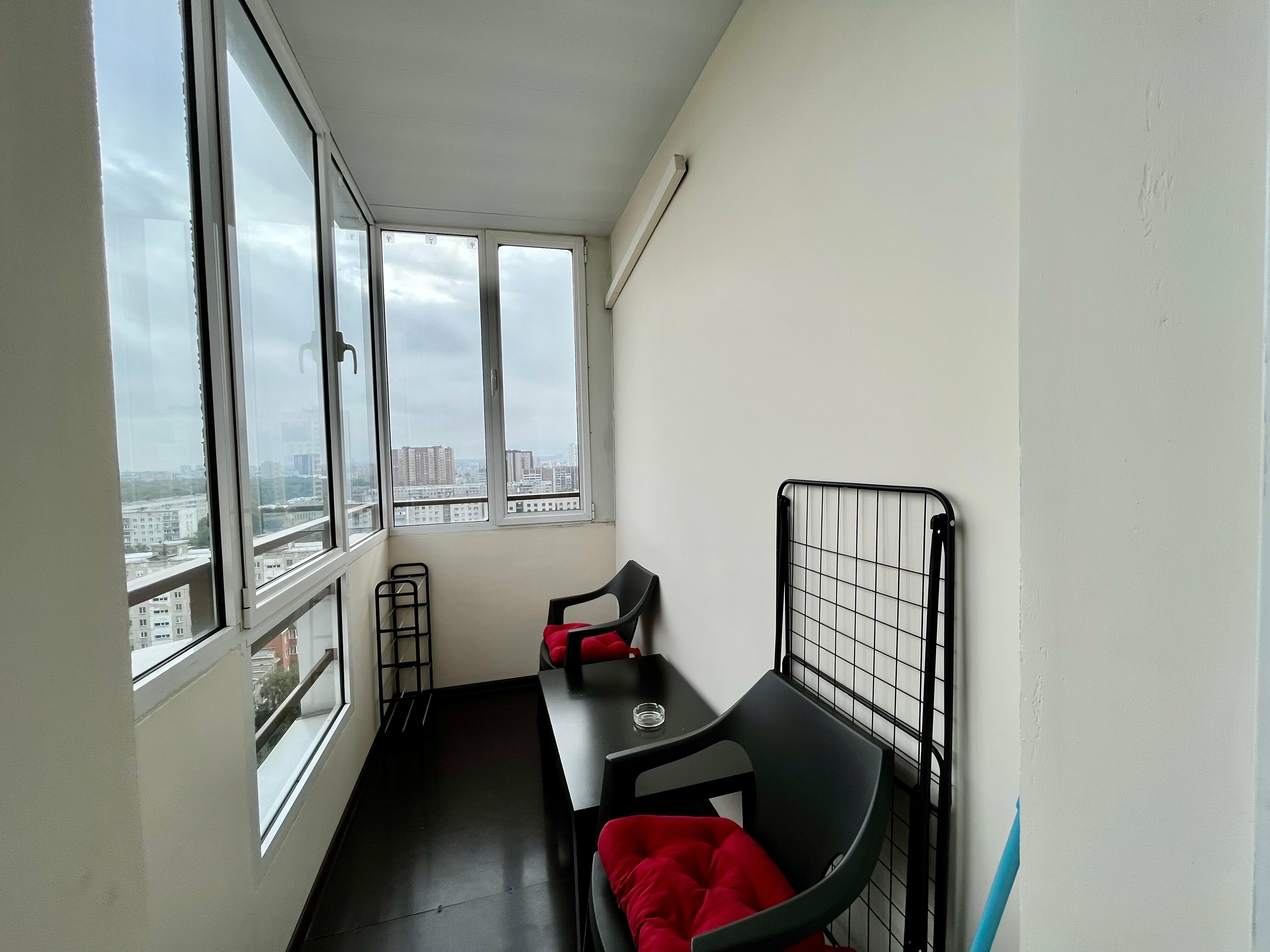 Семейный номер с балконом