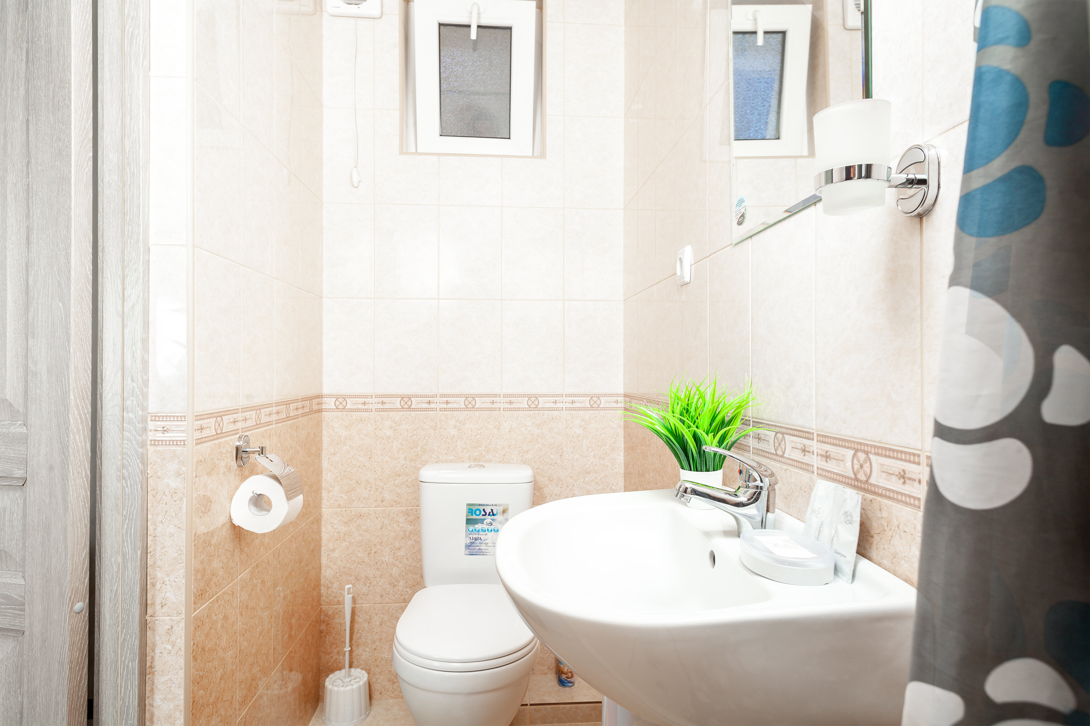 Двухместный номер с 2 отдельными кроватями и душем