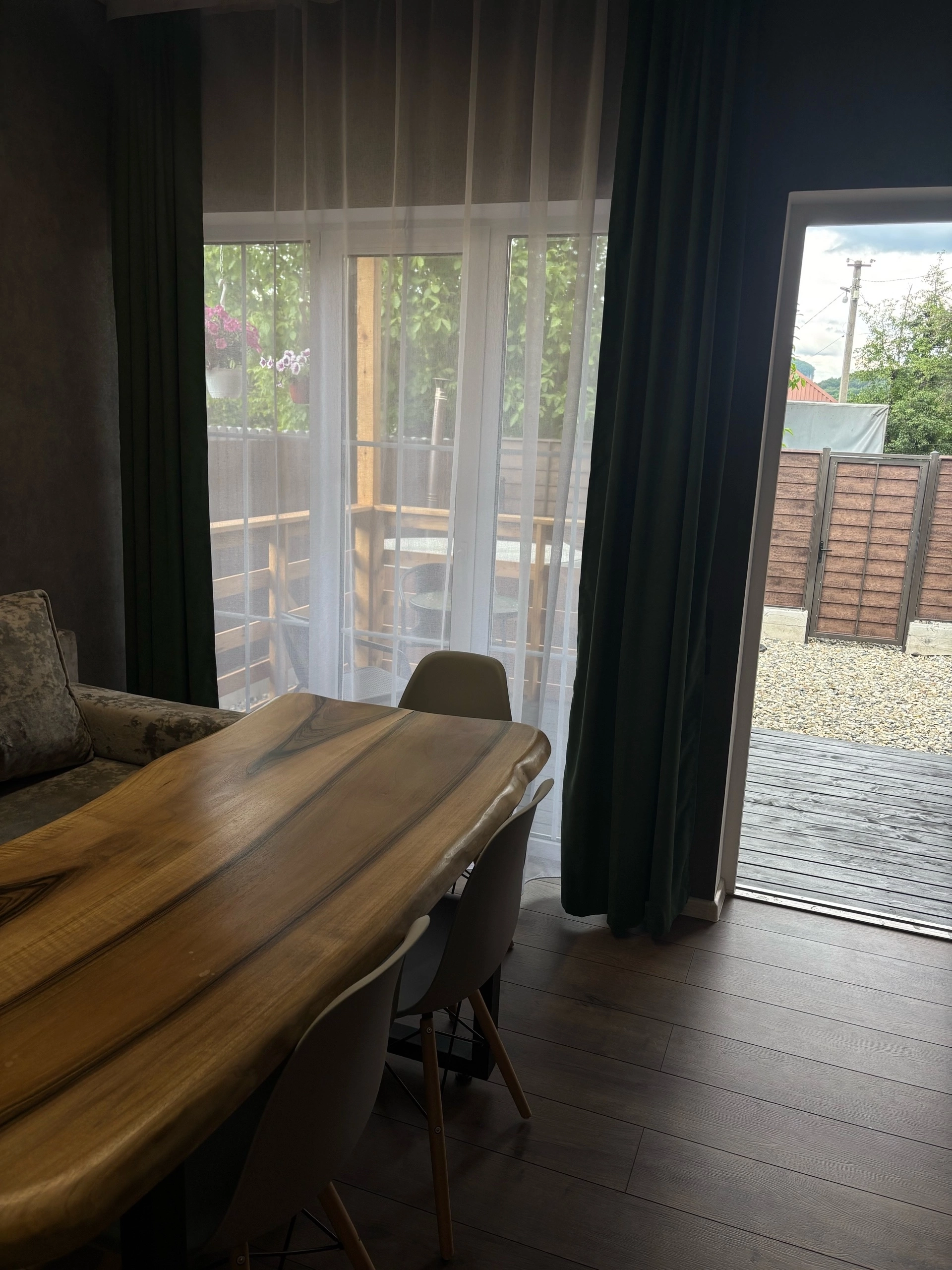 Коттедж с собственным бассейном