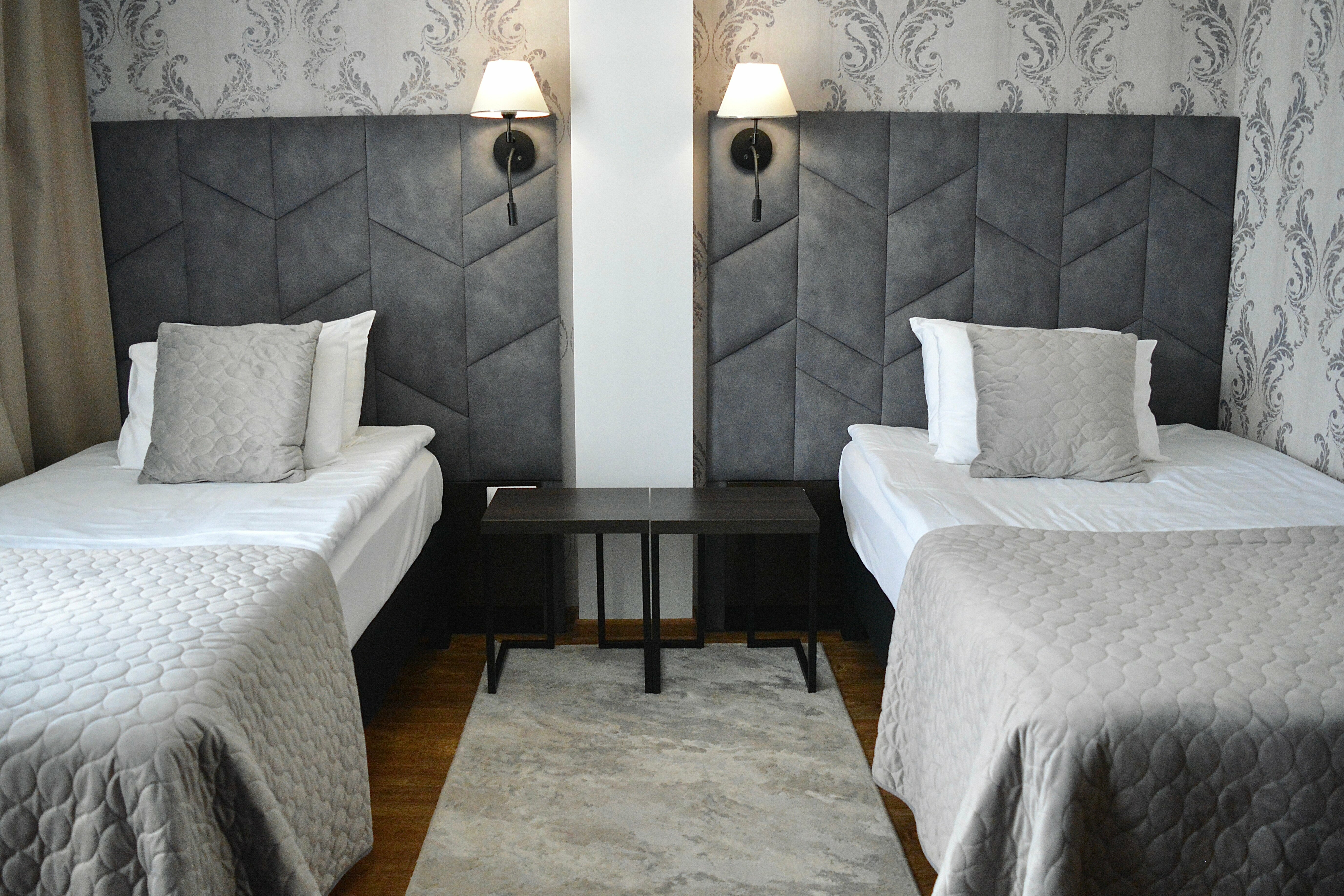 Улучшенный двухместный номер с 2 отдельными кроватями