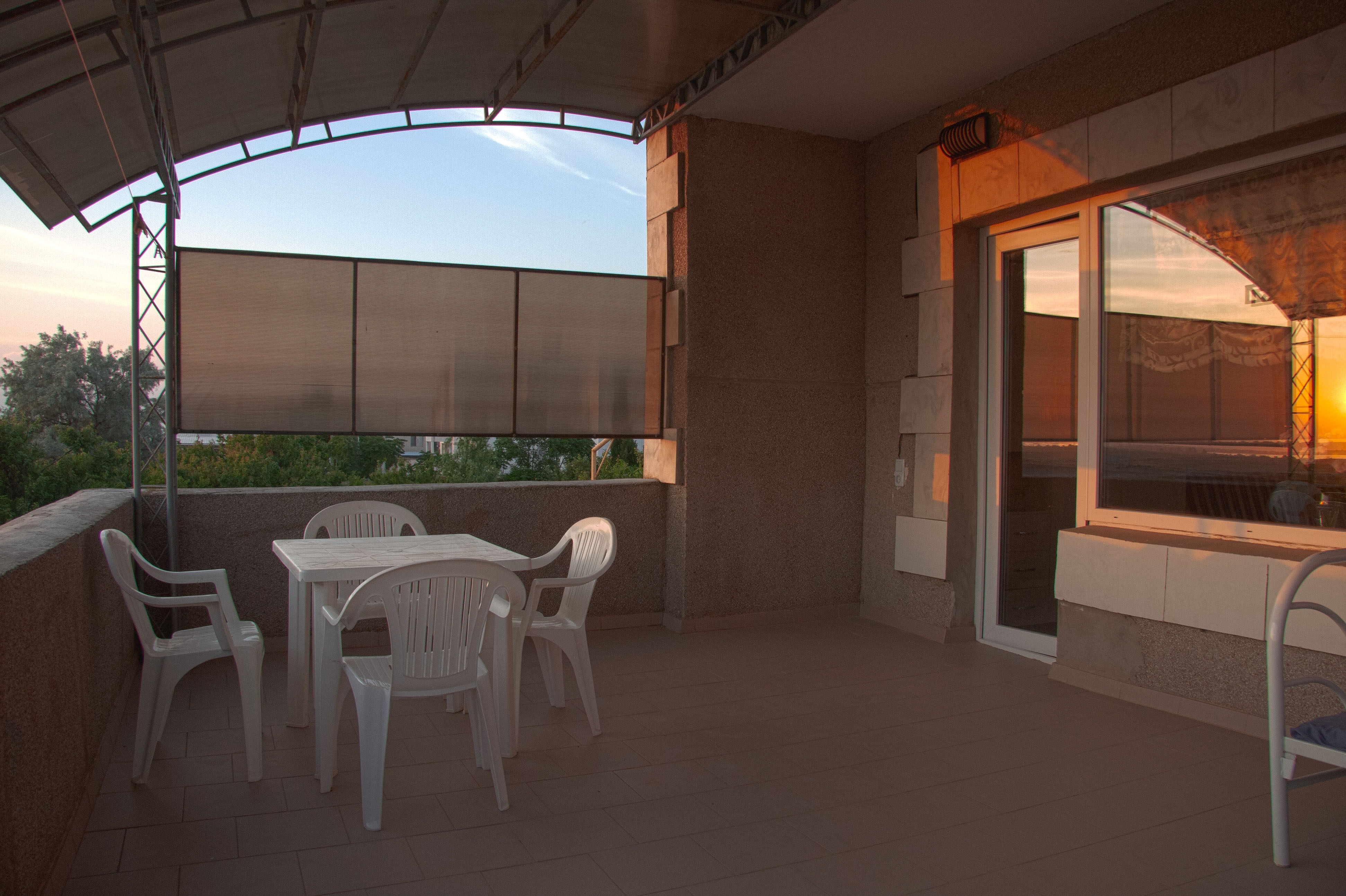 Четырехместный номер с балконом