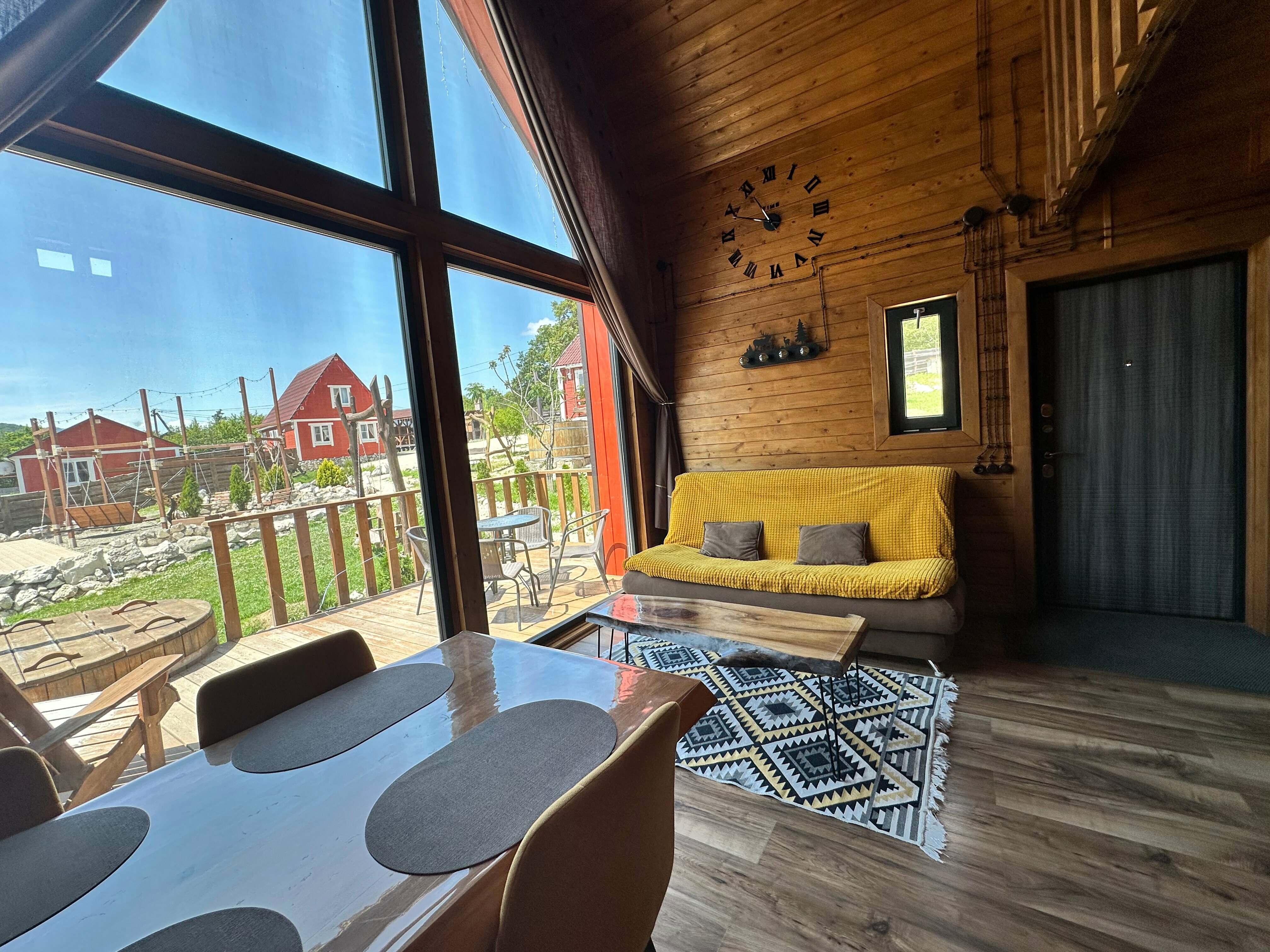 Барнхаус с видом на горы