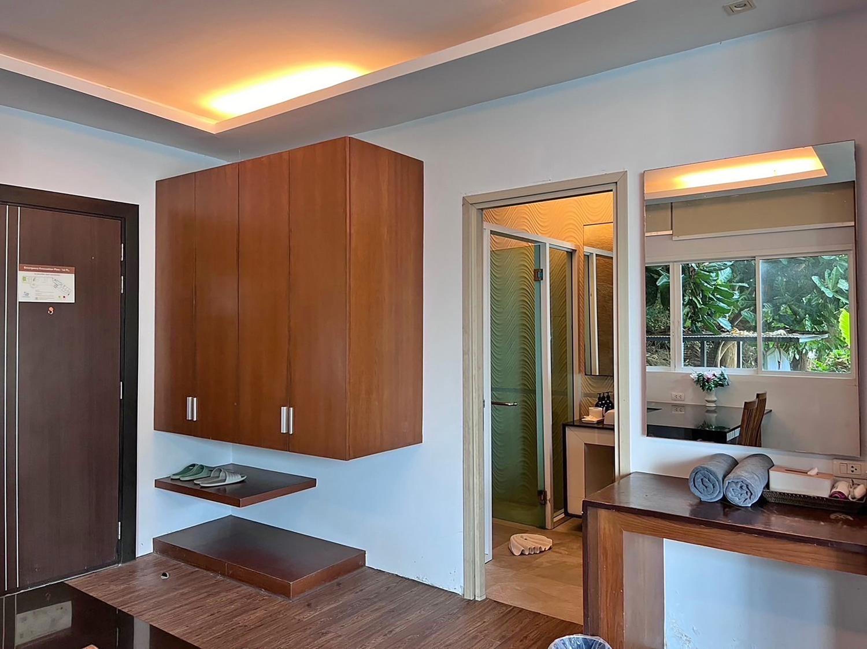 Luxury Double Room Beach Front with Pool