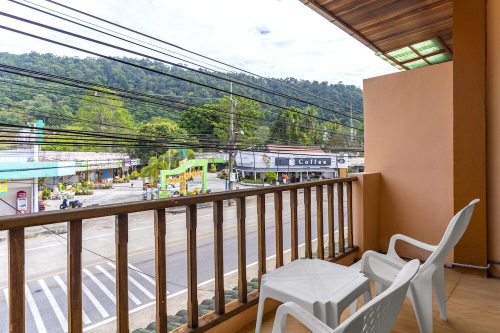 Standard Double Room with Street View