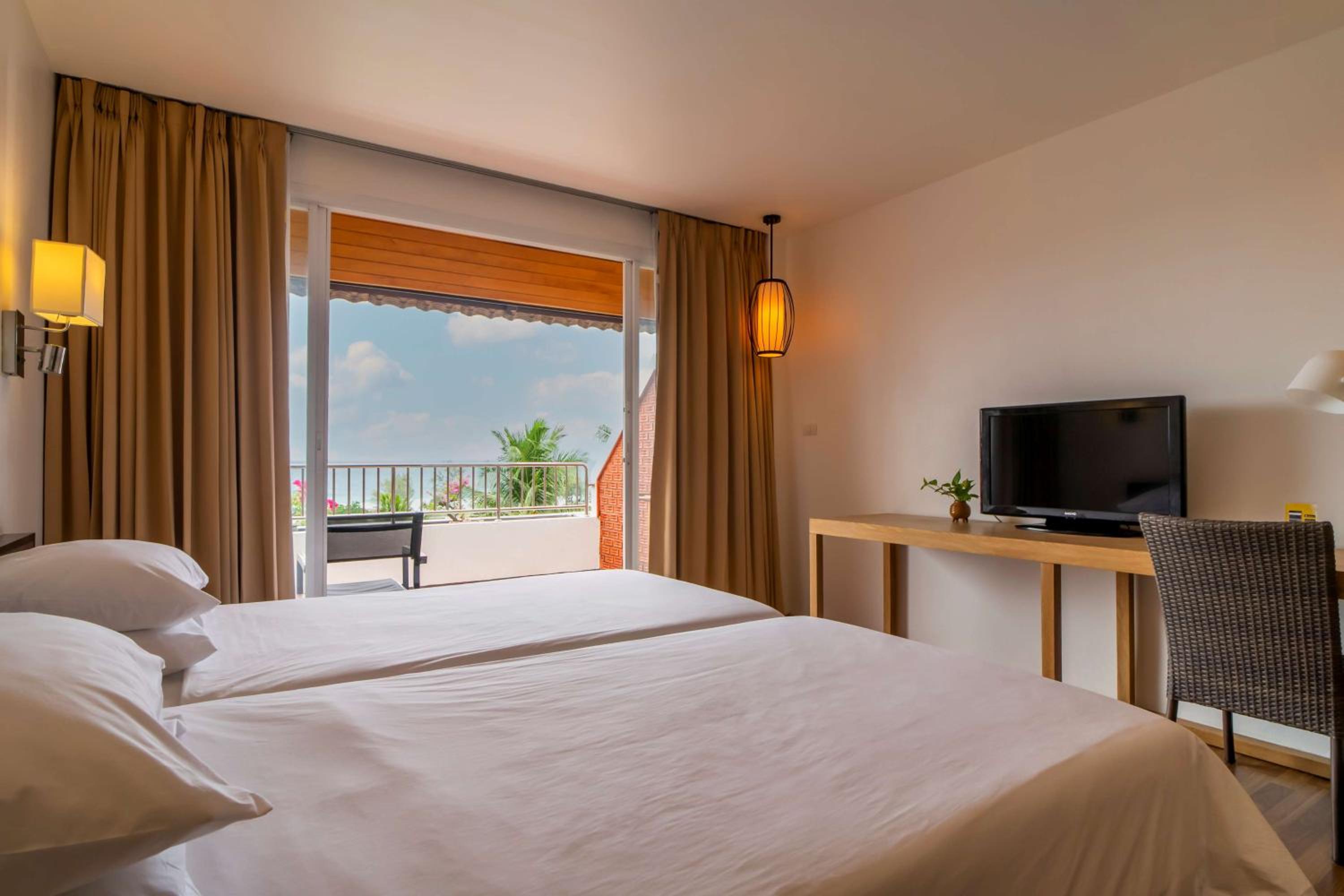 Deluxe Room With Two single Bed