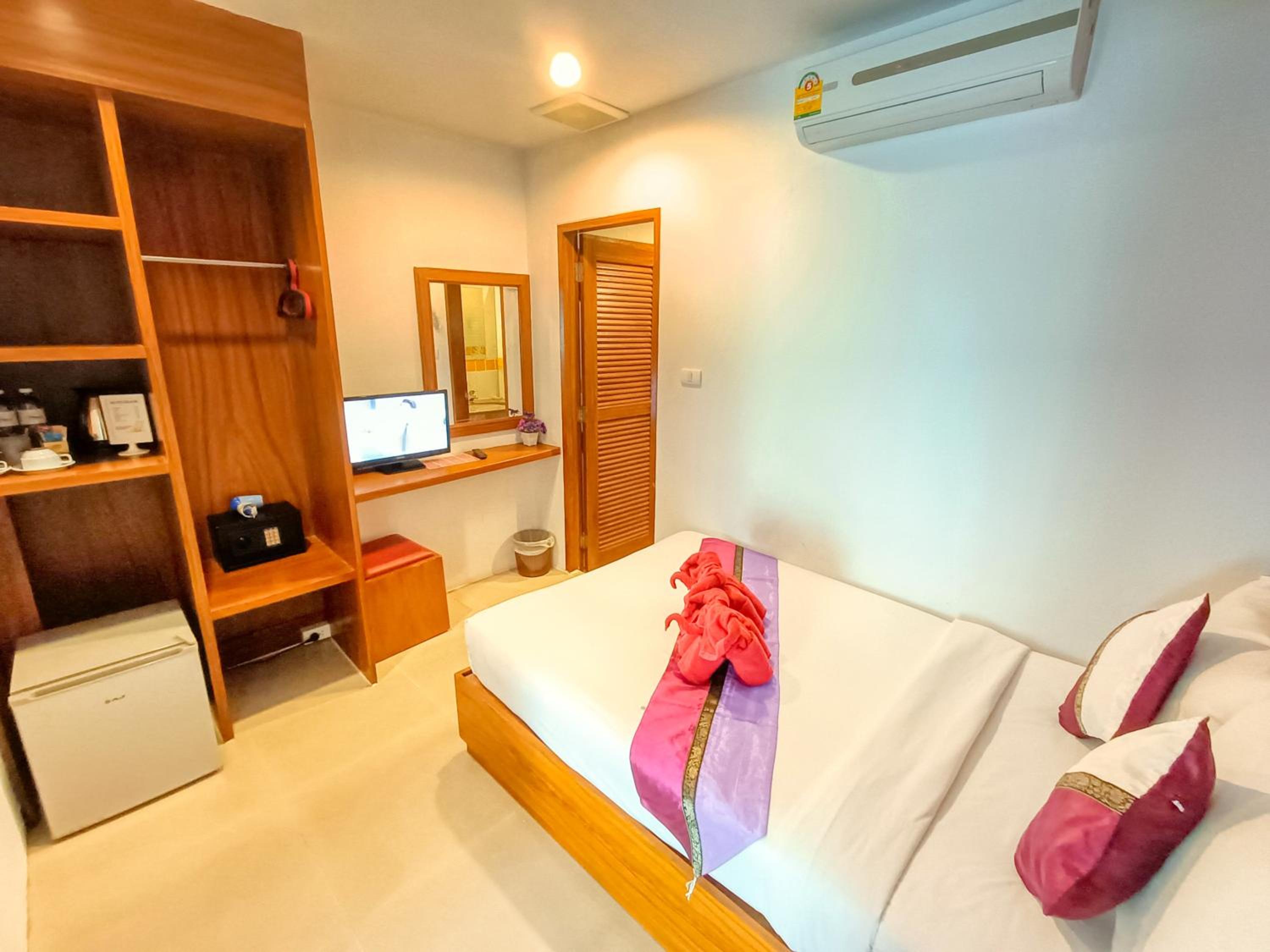 Economy Double Room