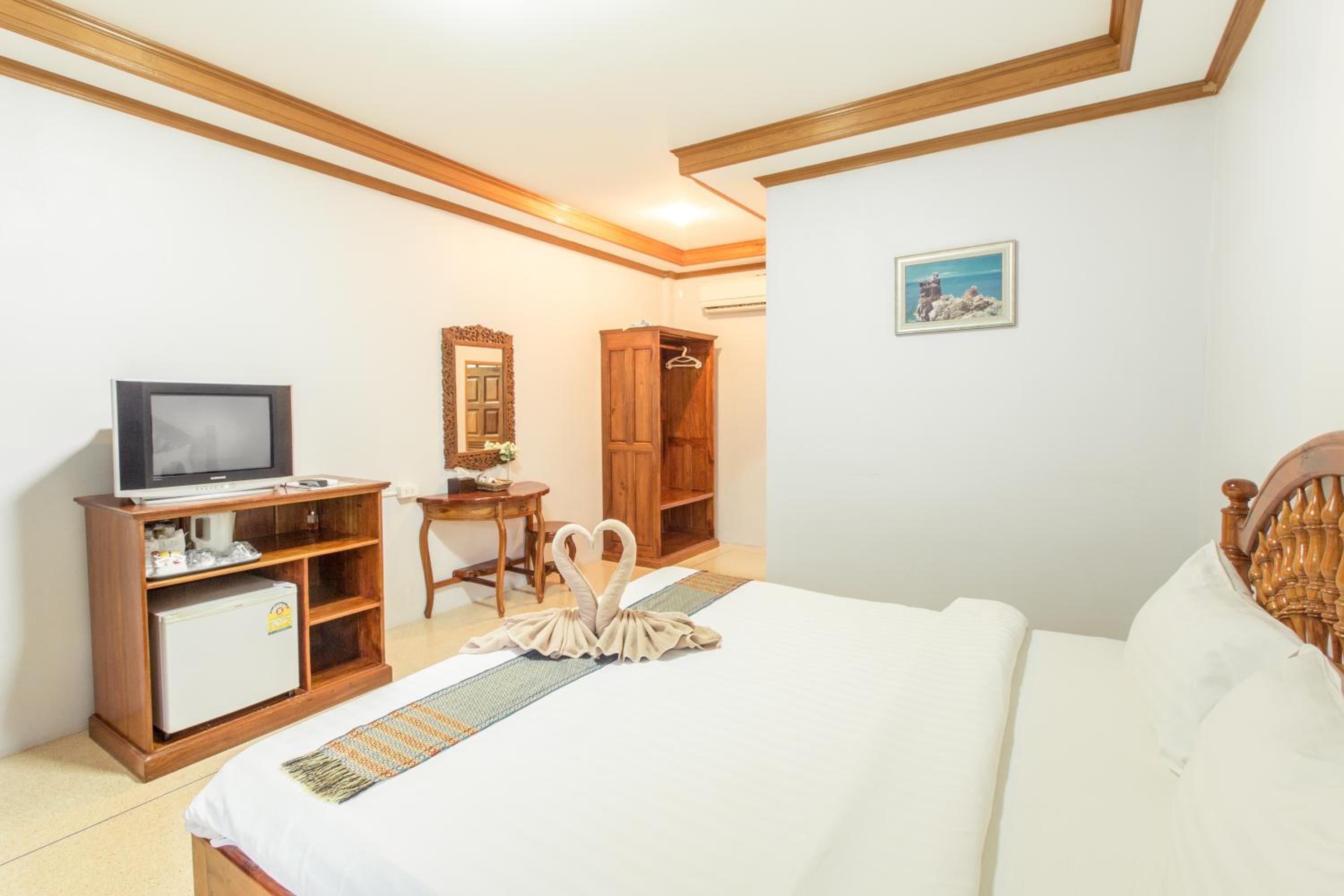 Standard Double or Twin Room - Hillside