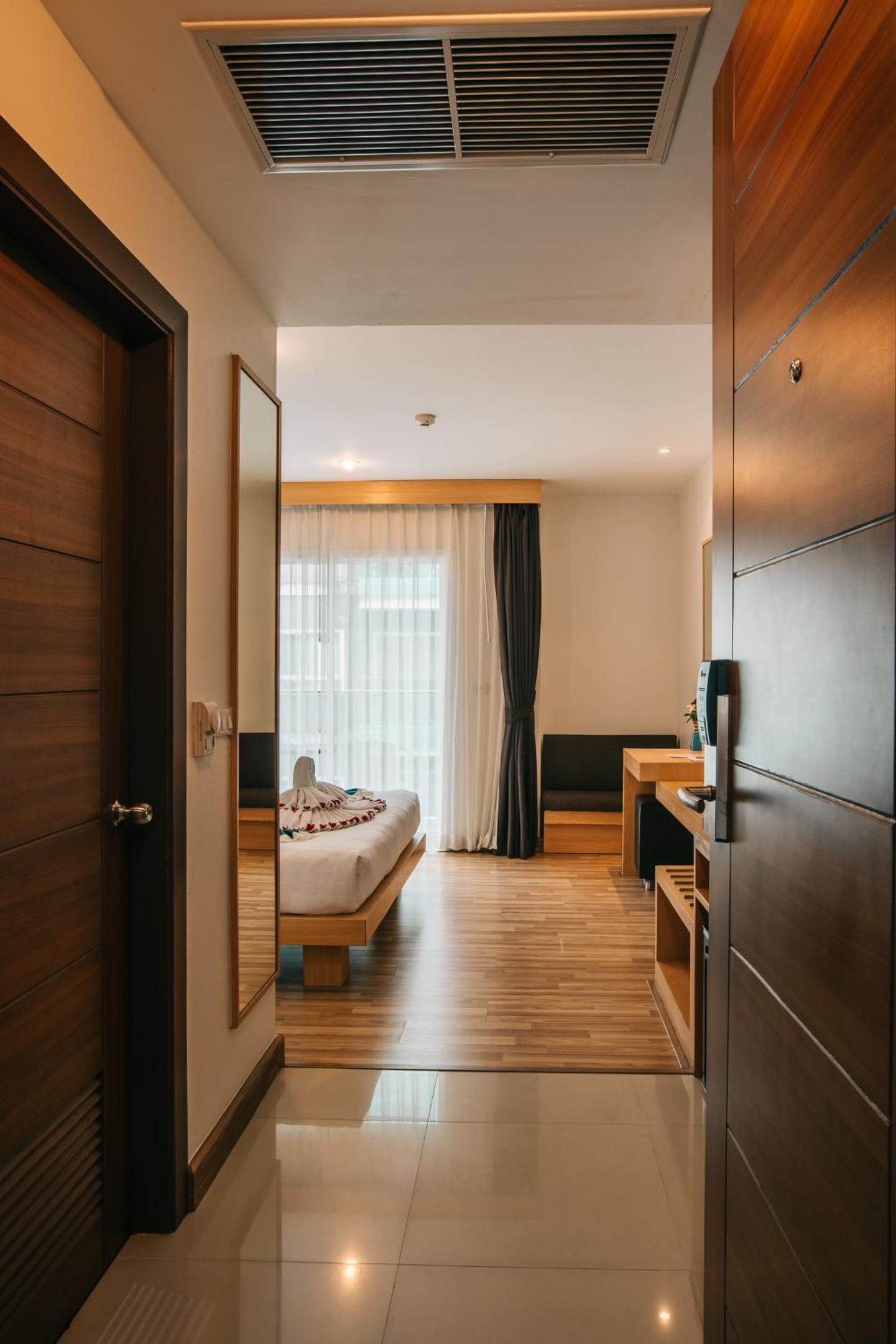 Deluxe Room with Balcony