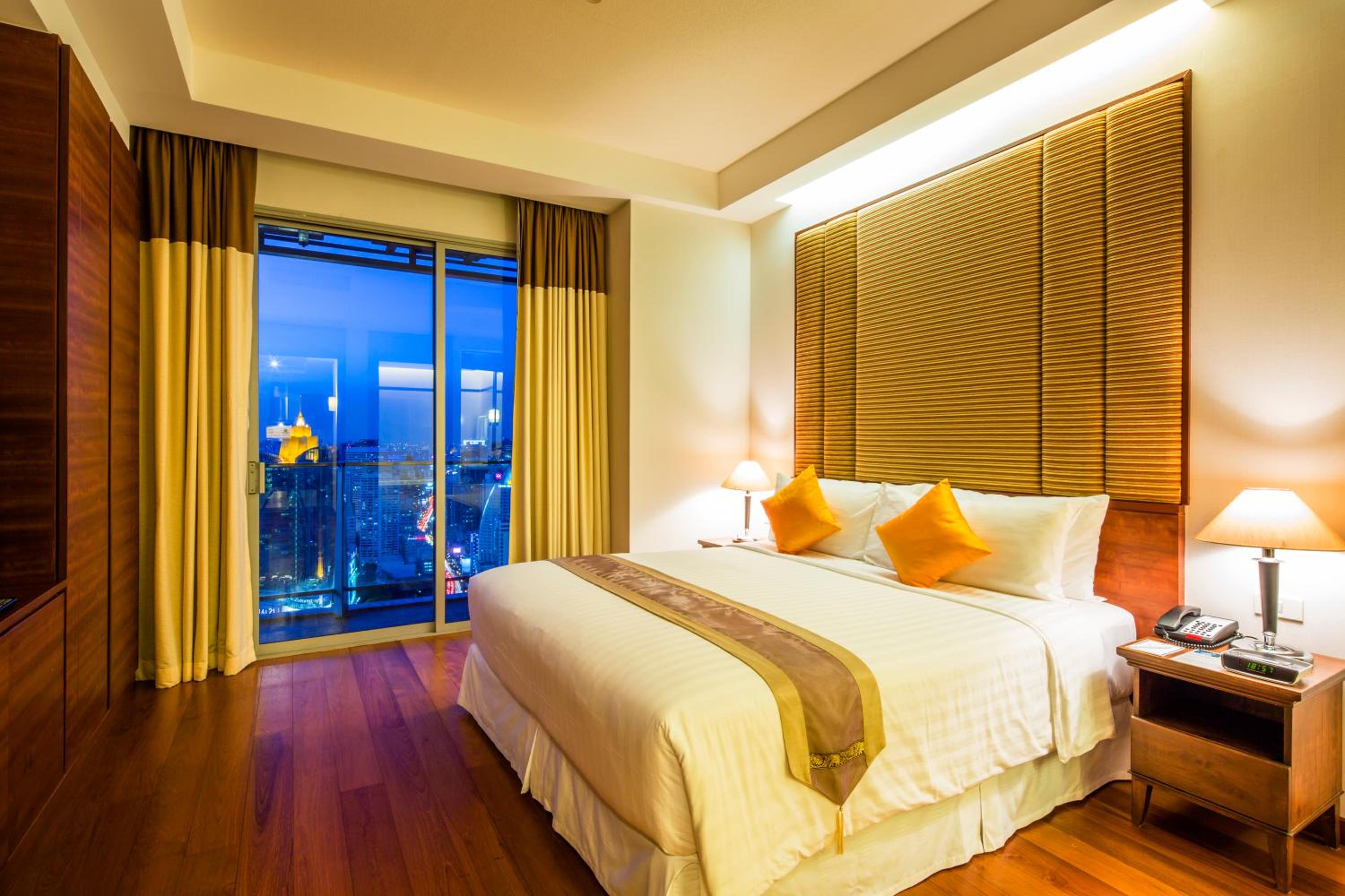 One-Bedroom Executive