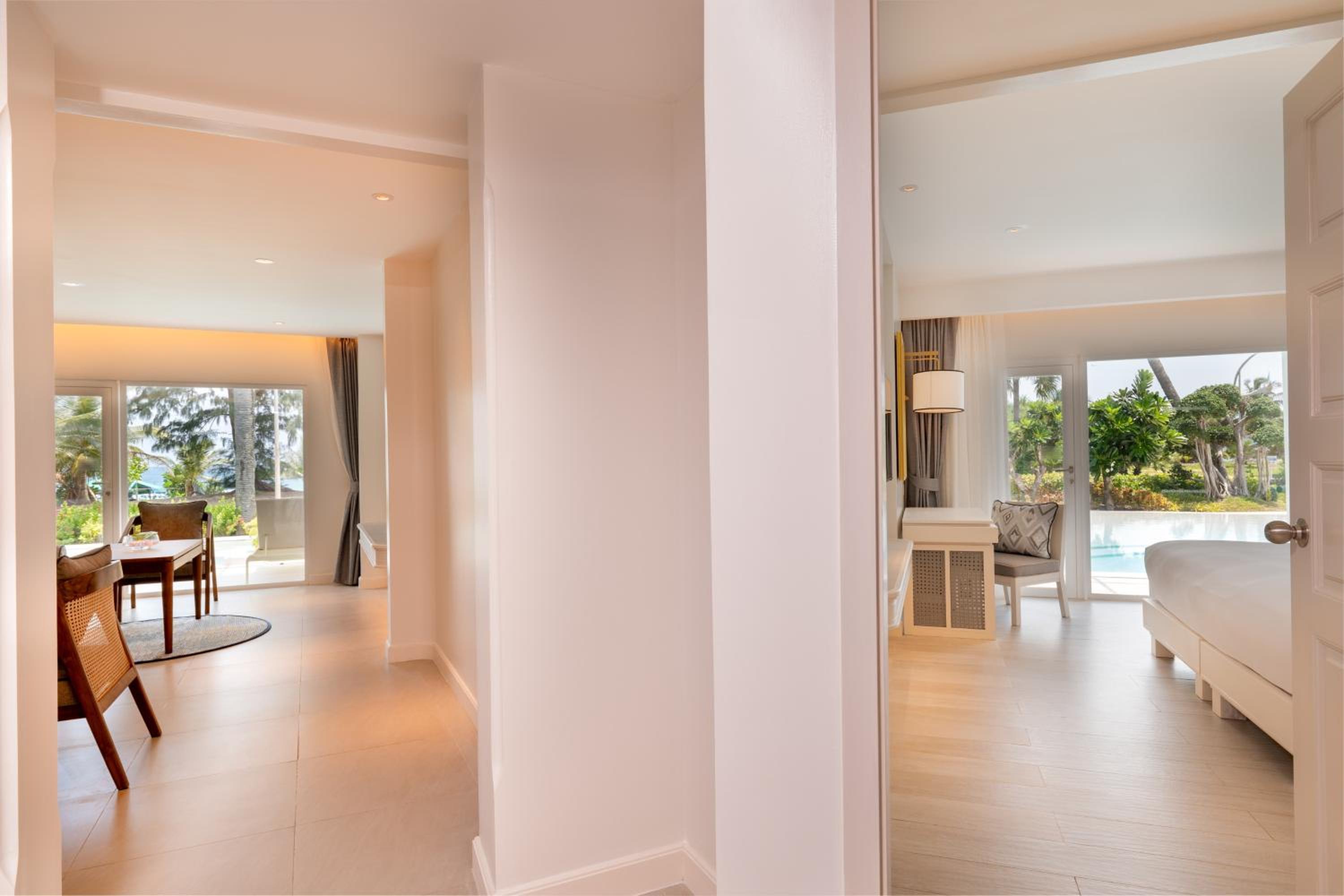 One Bedroom Lagoon Pool Access Suites