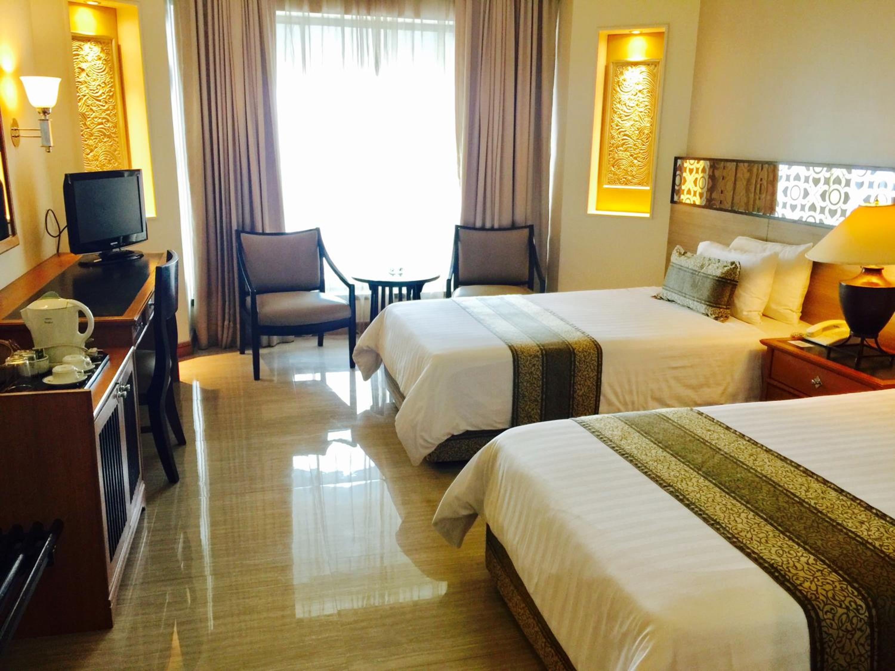 Deluxe Double or Twin Room