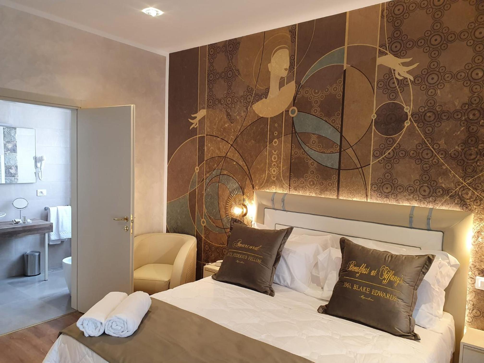 Double or Twin Room with Side Sea View