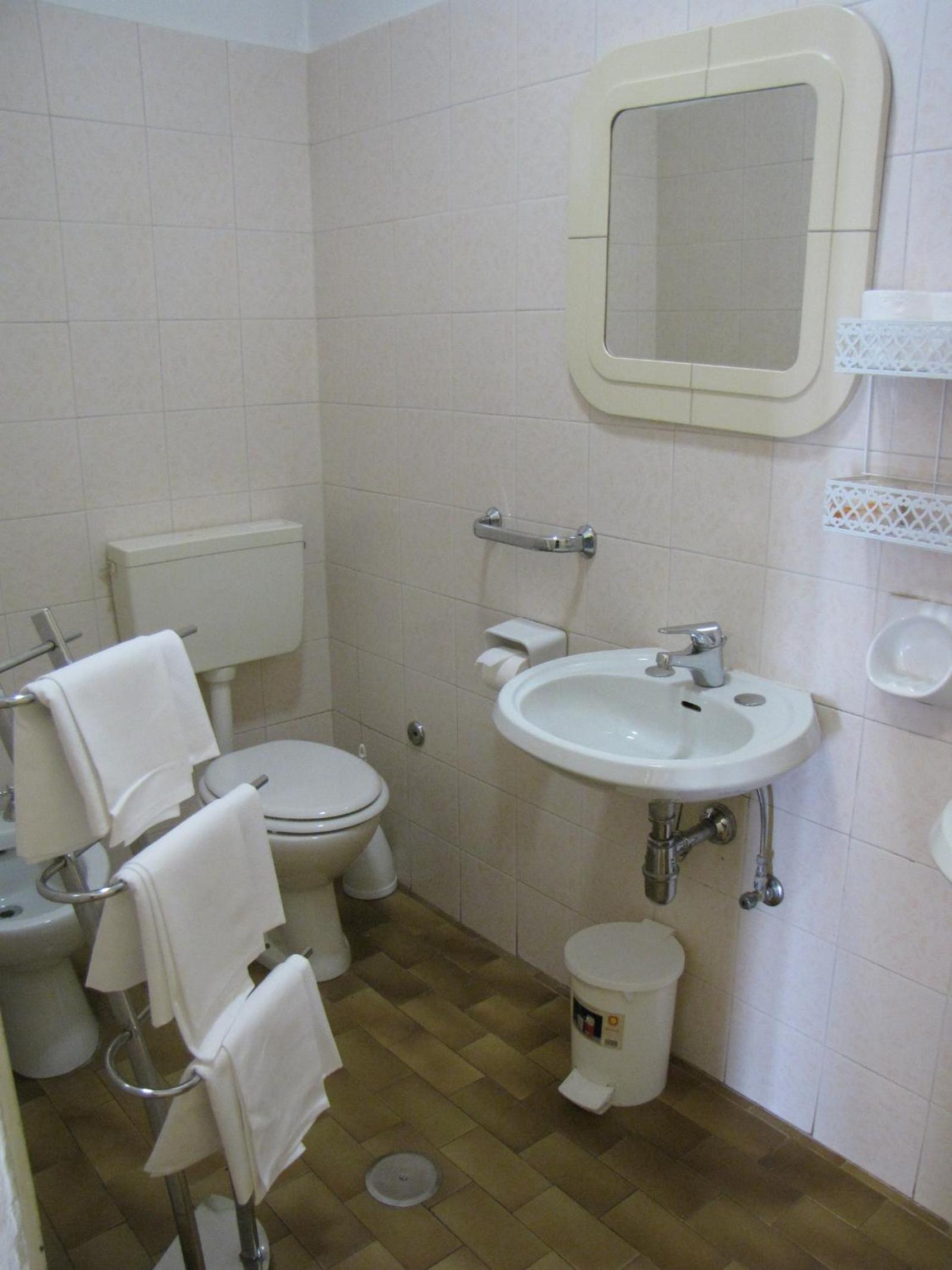 Family Room (6 Adults)