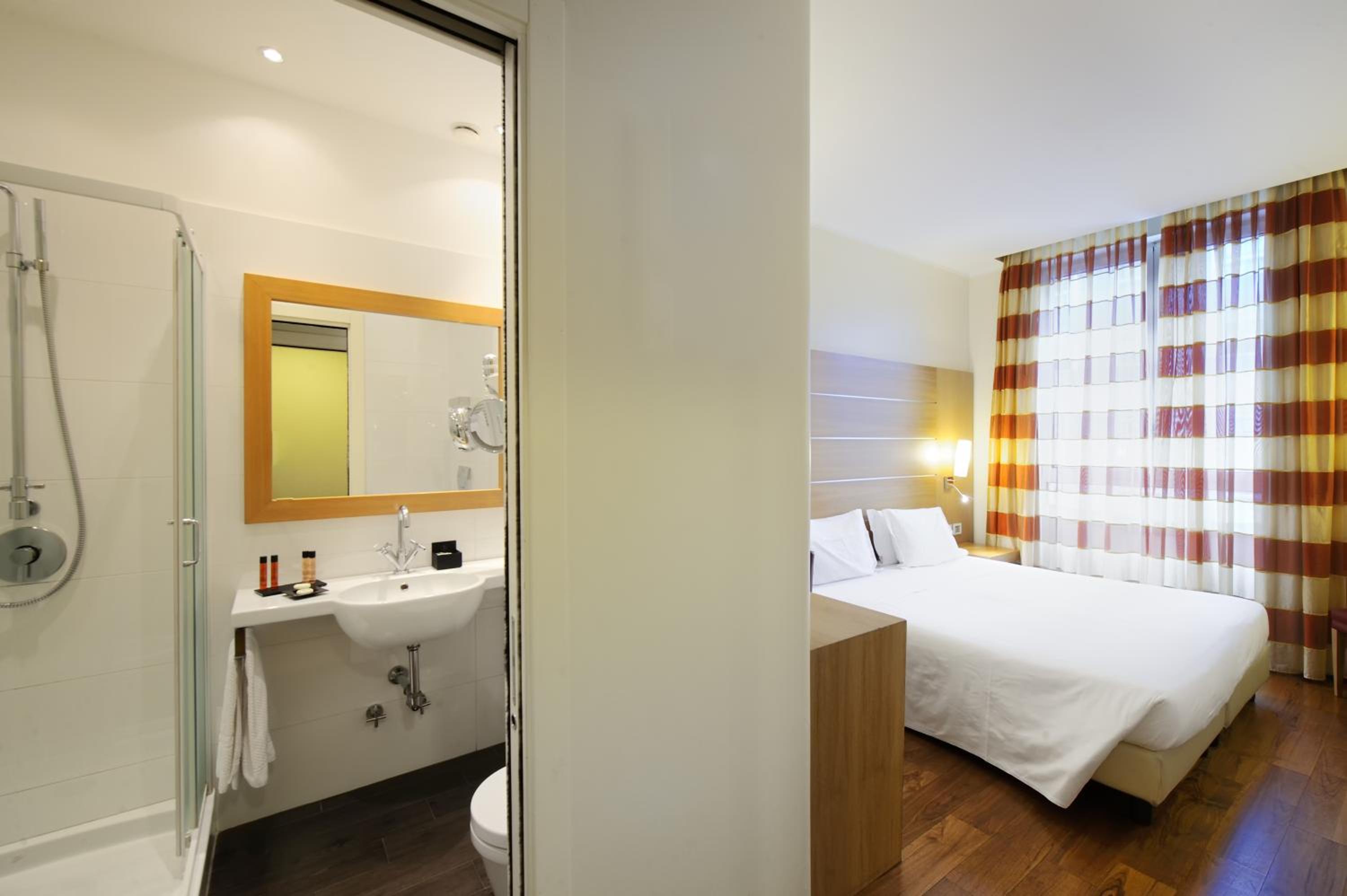 Double Room Single Use