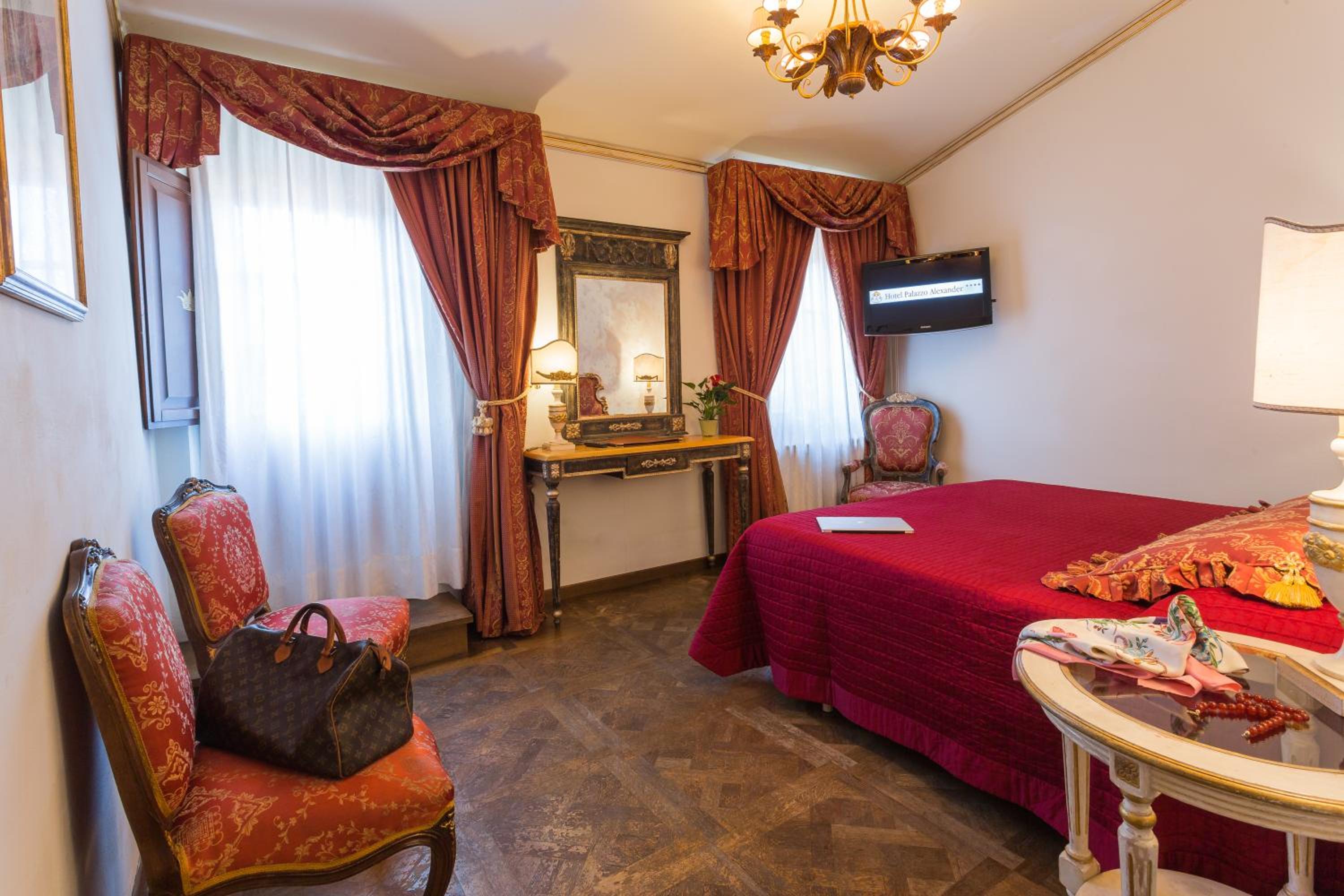 Junior Suite with Balcony