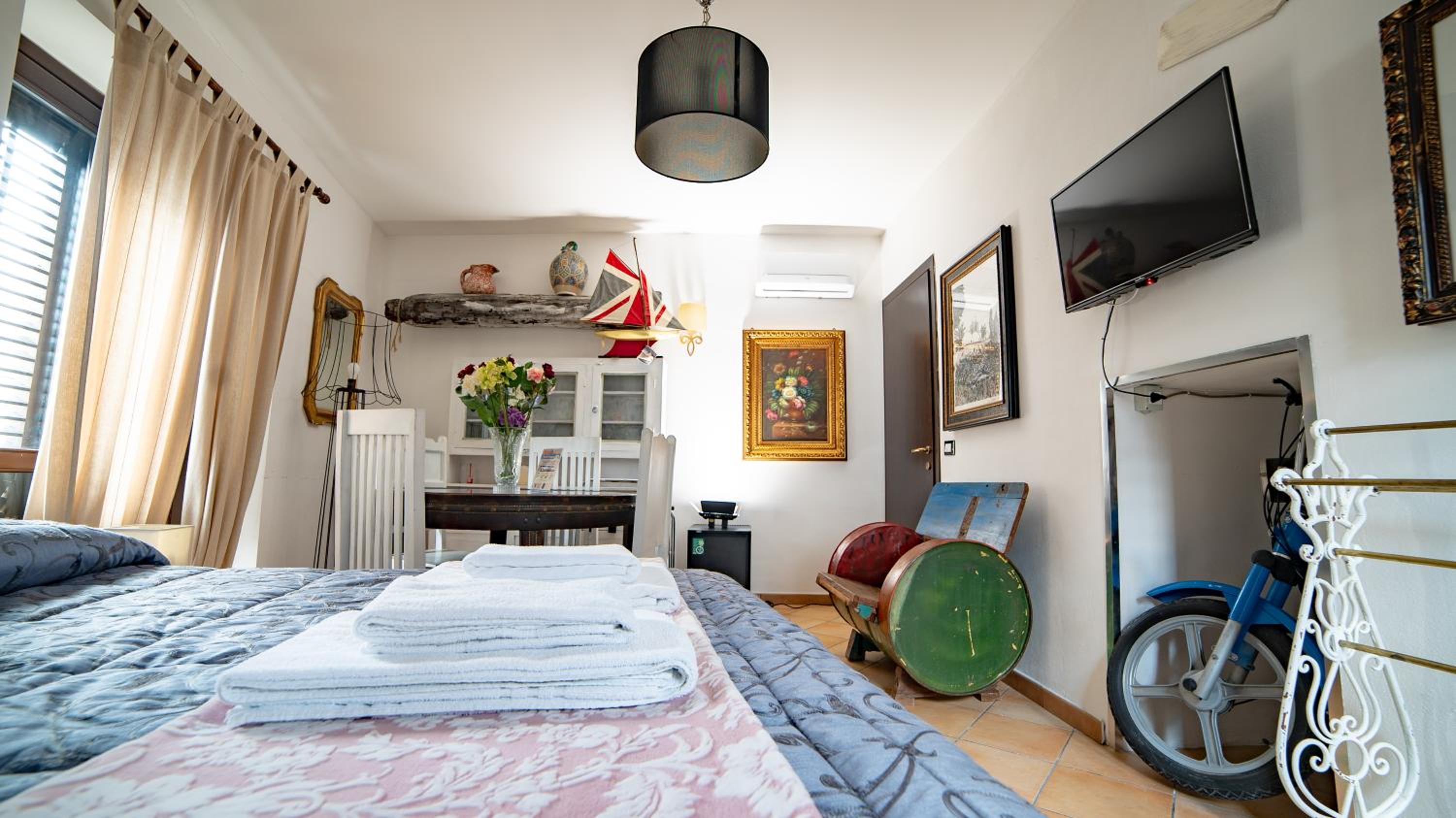 Junior Suite with Balcony